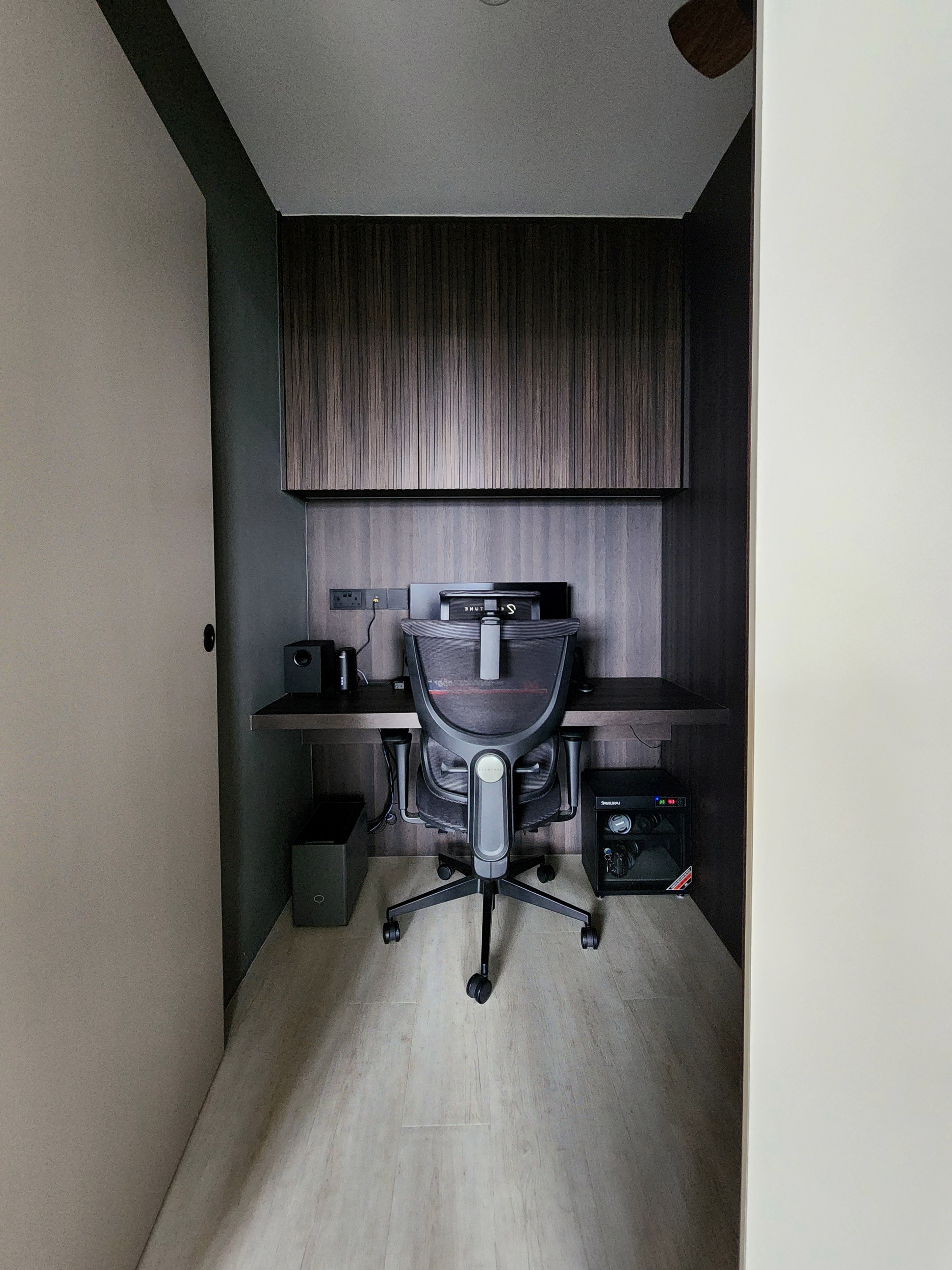 Our-Closet-Office:-Small-Space-Big-Impact