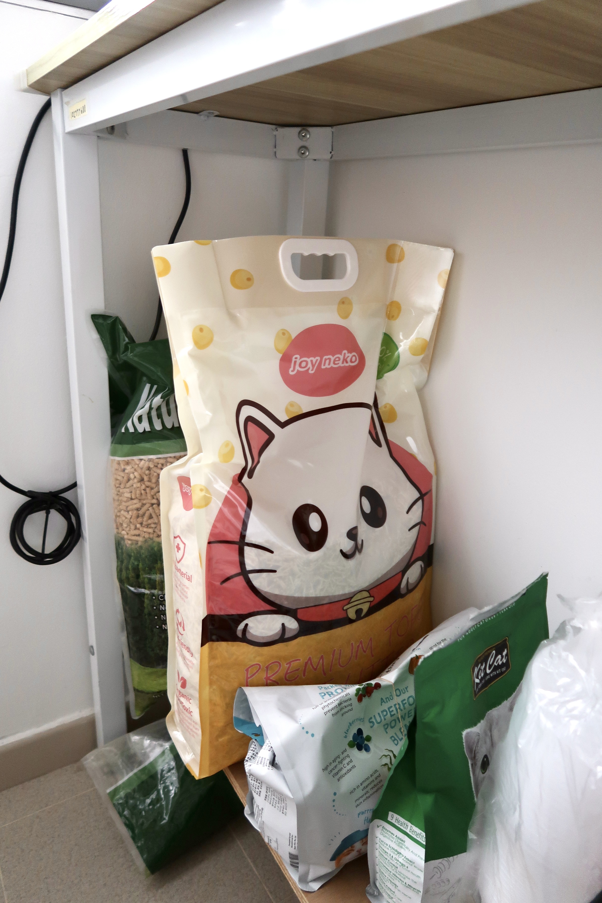 Multi-Use Service Yard with a Fermentation Nook  - Furball, cat food, premium, green bag, cat-themed, natural ingredients