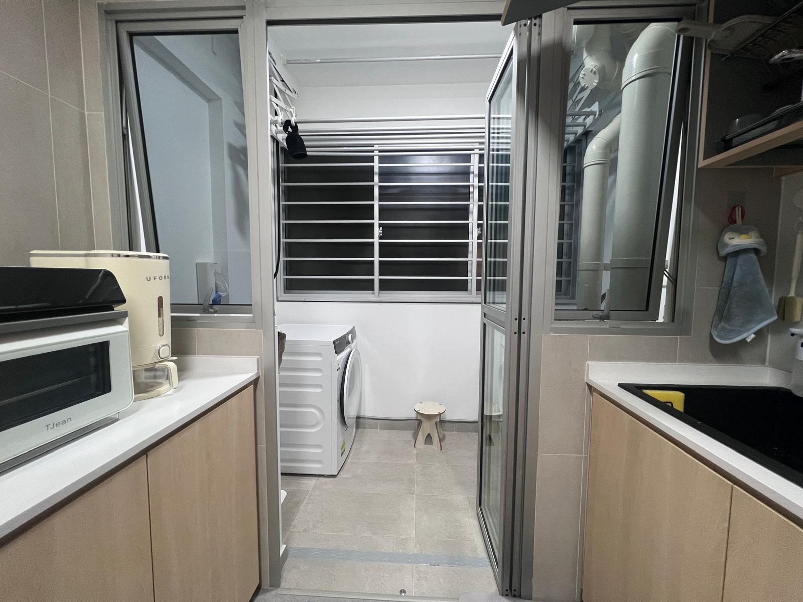 Service-yard-with-zero-built-in!