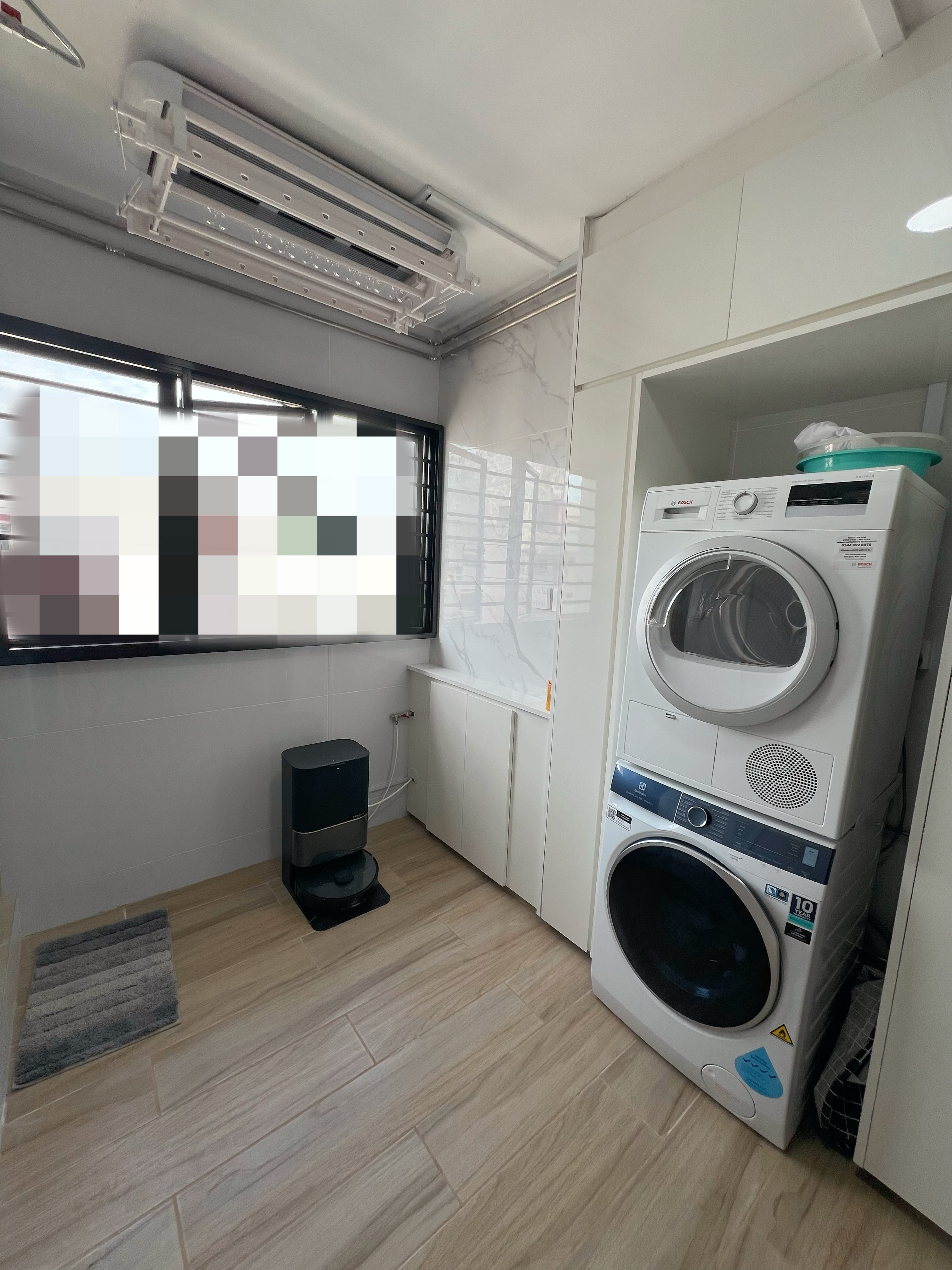 An-Unconventional-take-on-a-HDB-Jumbo-Service-Yard-perhaps?