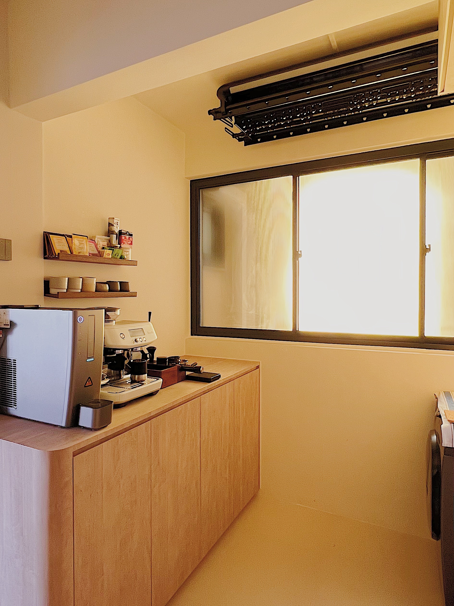 Hidden Service Counter in our Service Yard - coffee maker, espresso machine, coffee beans, coffee grinder, coffee pods