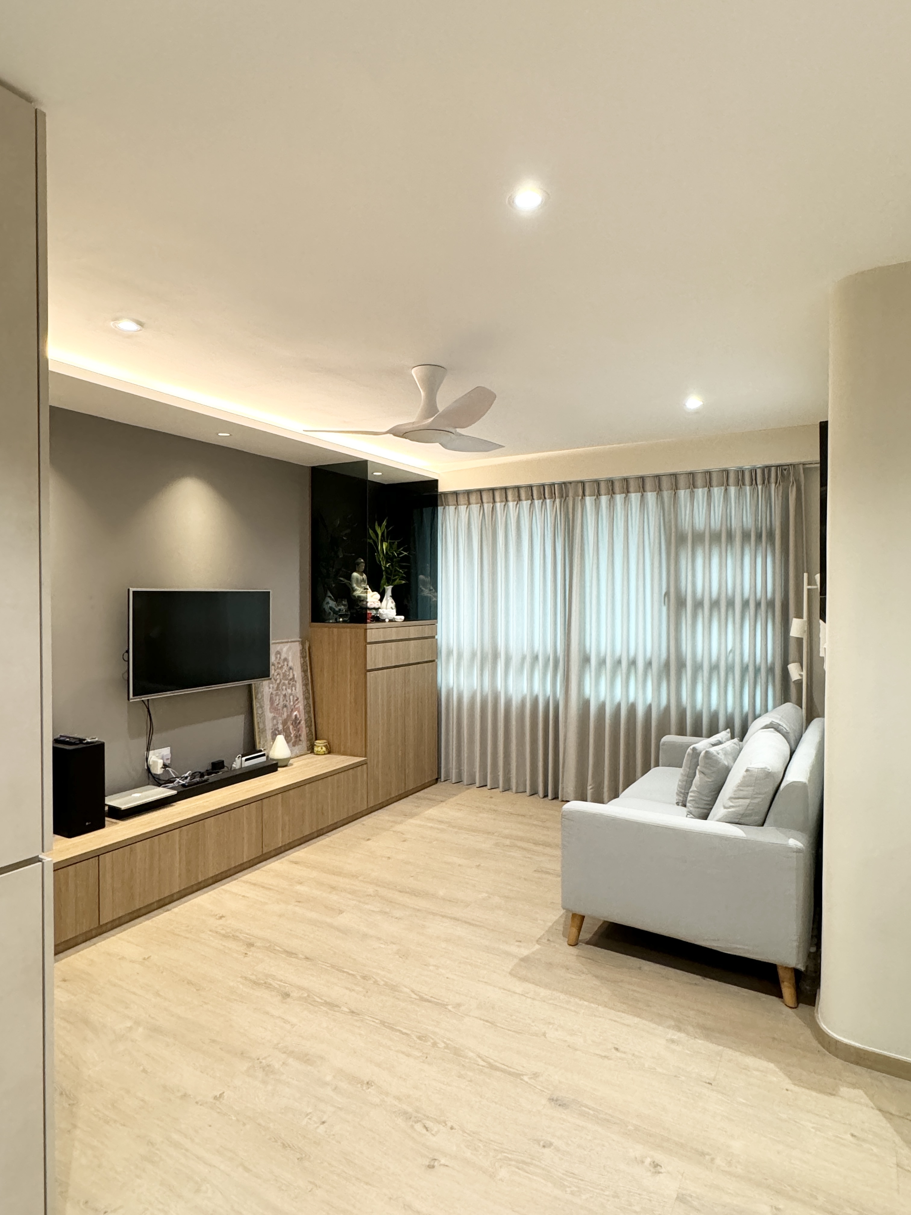 🏠💡✨Home Lighting: Creating the Perfect Ambience - Modern living room with sleek design, minimalist decor, large flat-screen