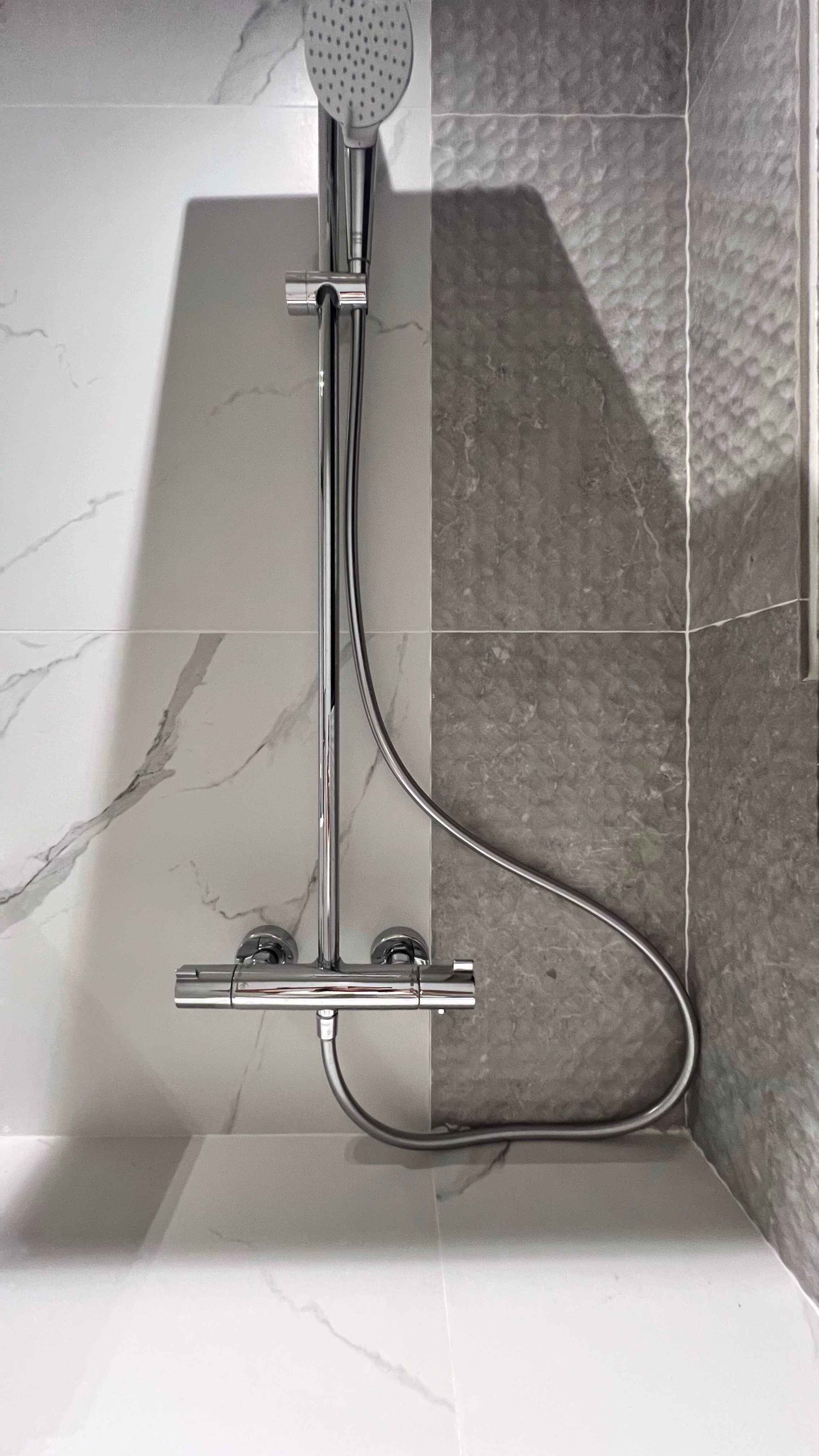 A Royal Retreat: Creating the Perfect Bath Sanctuary for ‘The Queen' - Showerhead with rain shower head, modern bathroom