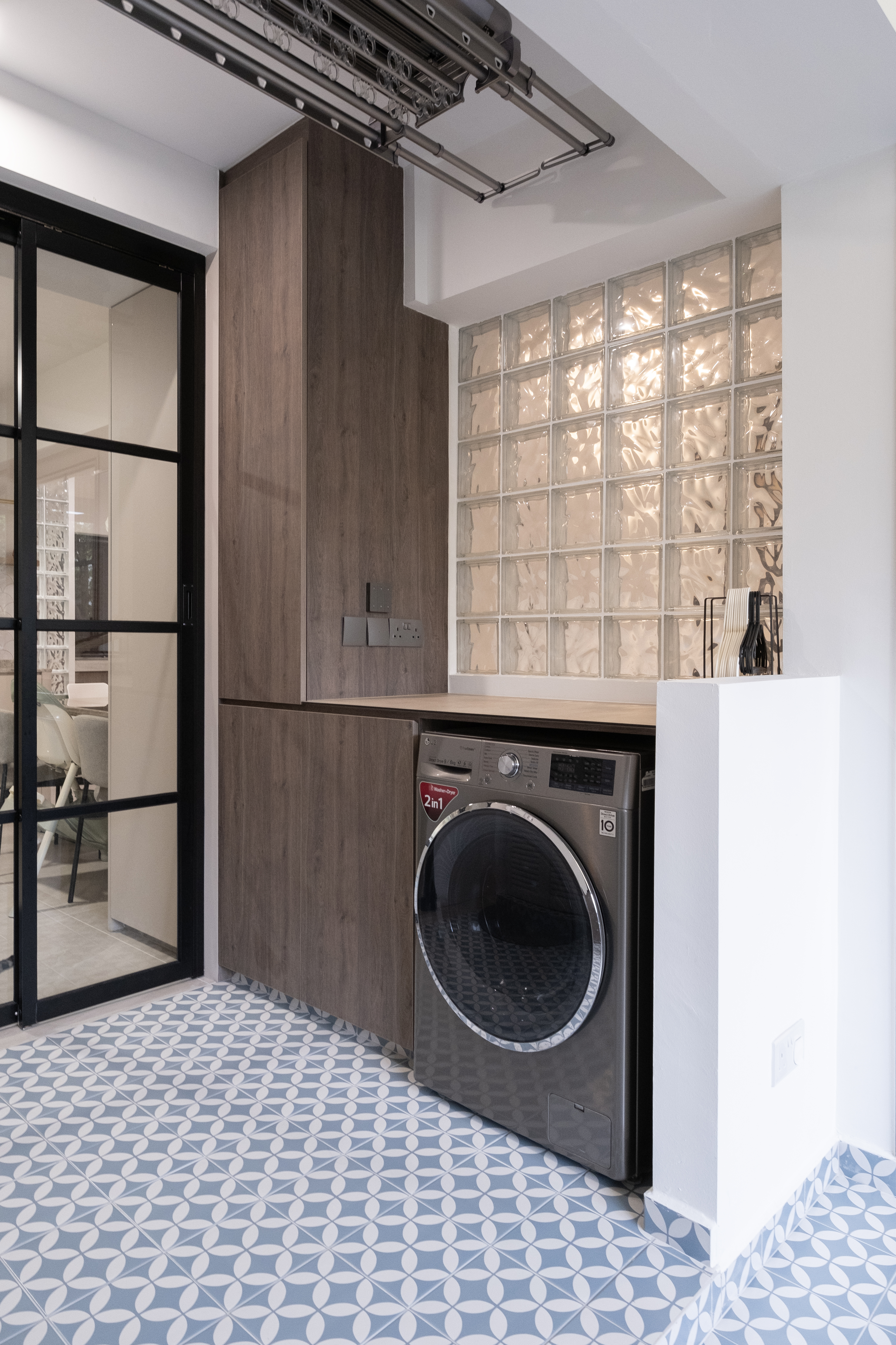 Old & Wet Kitchen No More: Meet our New Bright & Airy Service Yard - Modern kitchen with built-in appliances, glass door