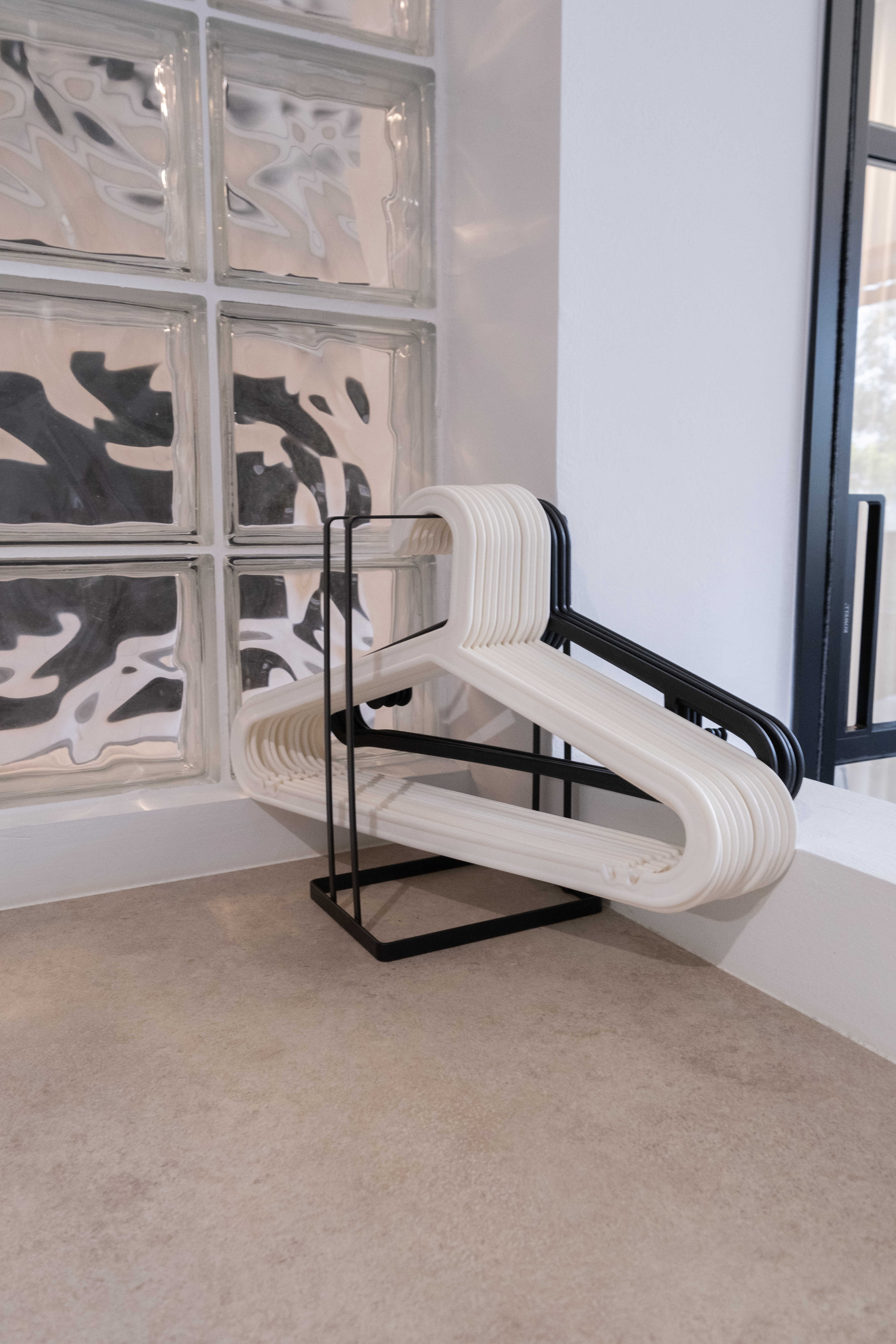 Old & Wet Kitchen No More: Meet our New Bright & Airy Service Yard - Modern minimalist design, abstract art, abstract