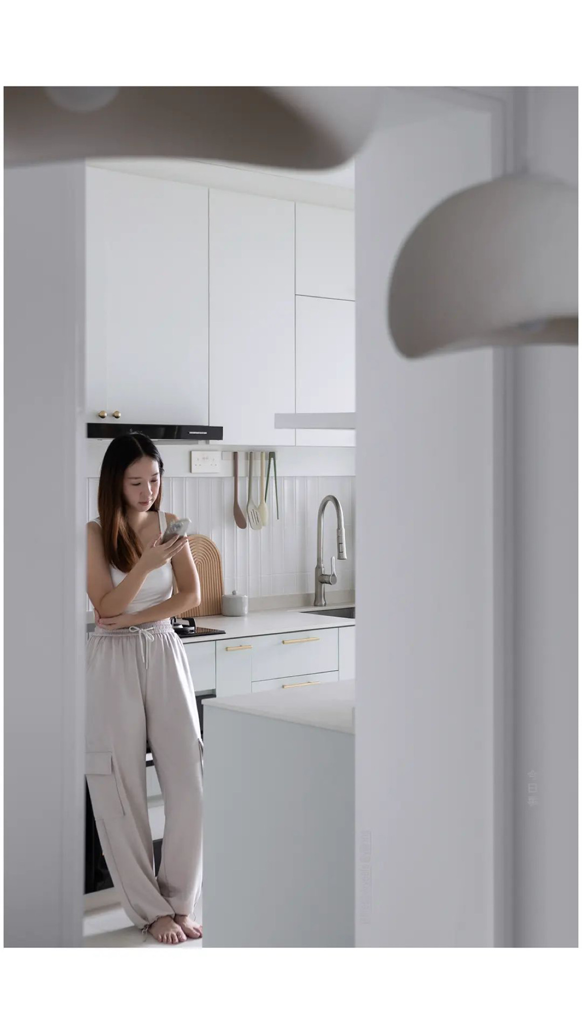 $40k ID for 4RM BTO?!?! 🤍🙌🏻 - White modern kitchen, minimalist design, contemporary style, sleek cabinetry, open space