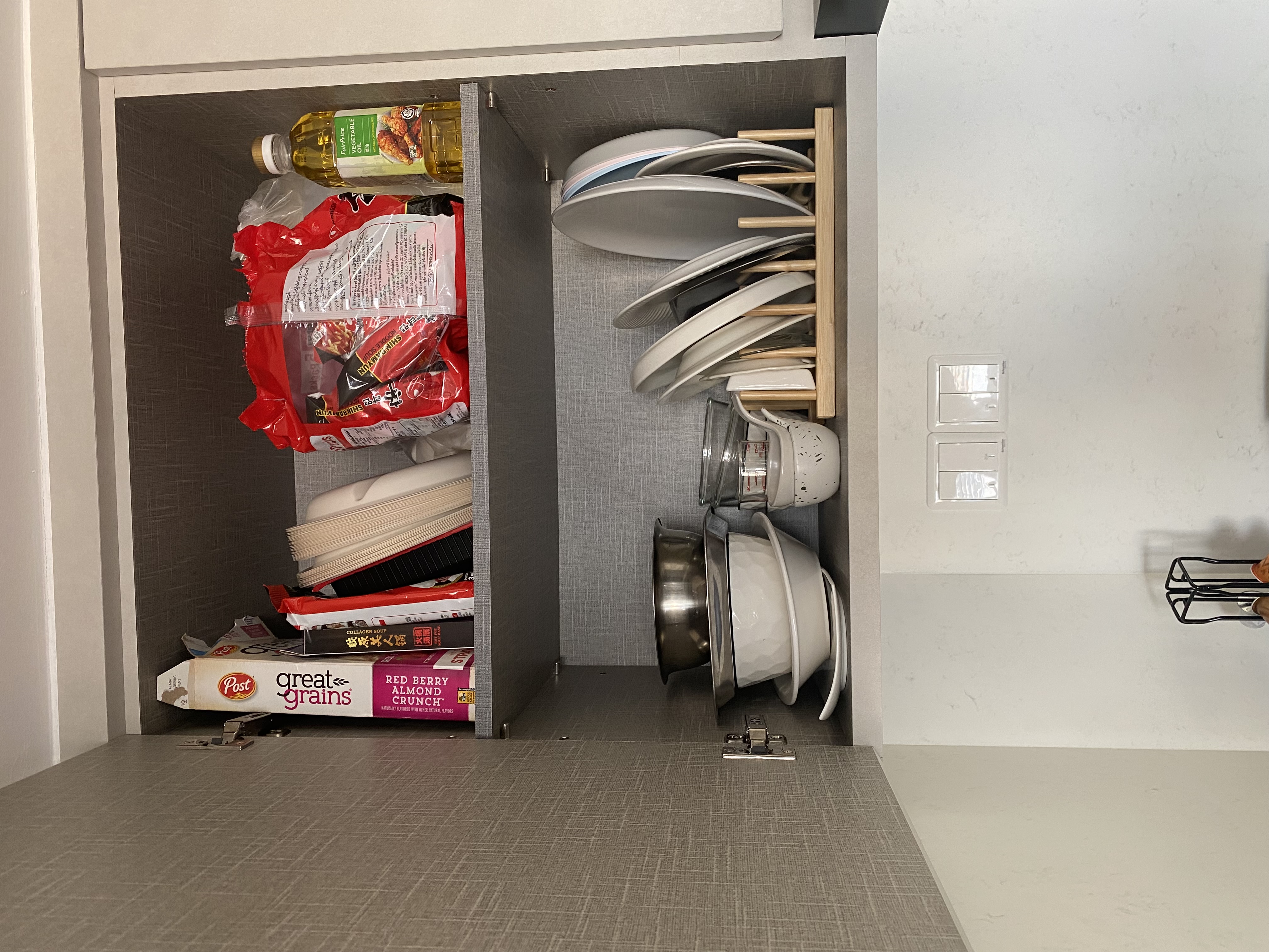 Stuff we keep in our small kitchen and how we did it ✨ - kitchen cabinet, dish rack, plates, bowls, utensils, food items