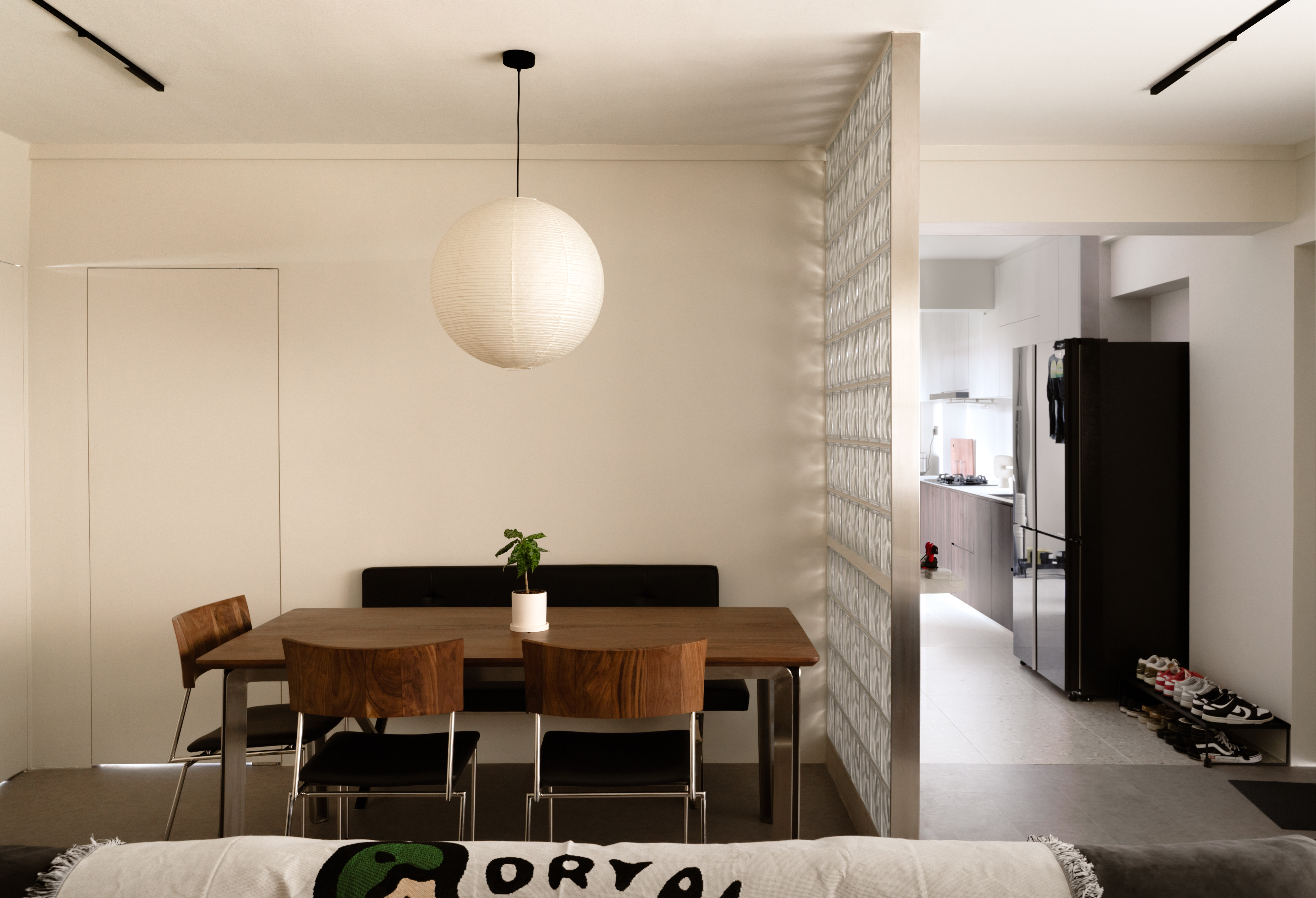Playing hide & seek with 2 monkeys - our Hideaways 🙉🙊 - Modern minimalist dining room with wooden table and chairs, sleek