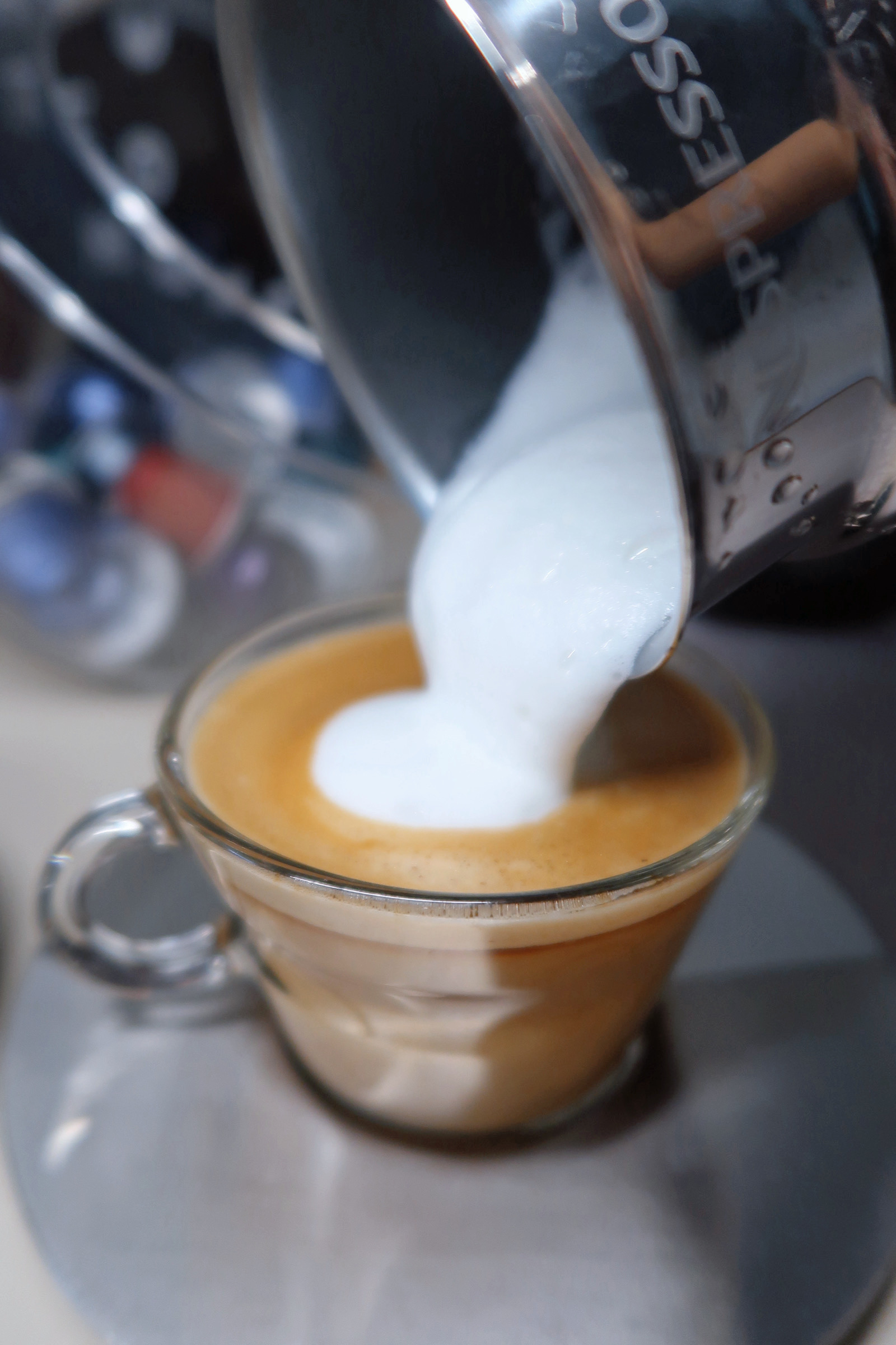 Bittersweet Weekend Routine - Sunshine after the Rain  - Espresso machine, frothing milk, coffee cup, latte art, creamy white