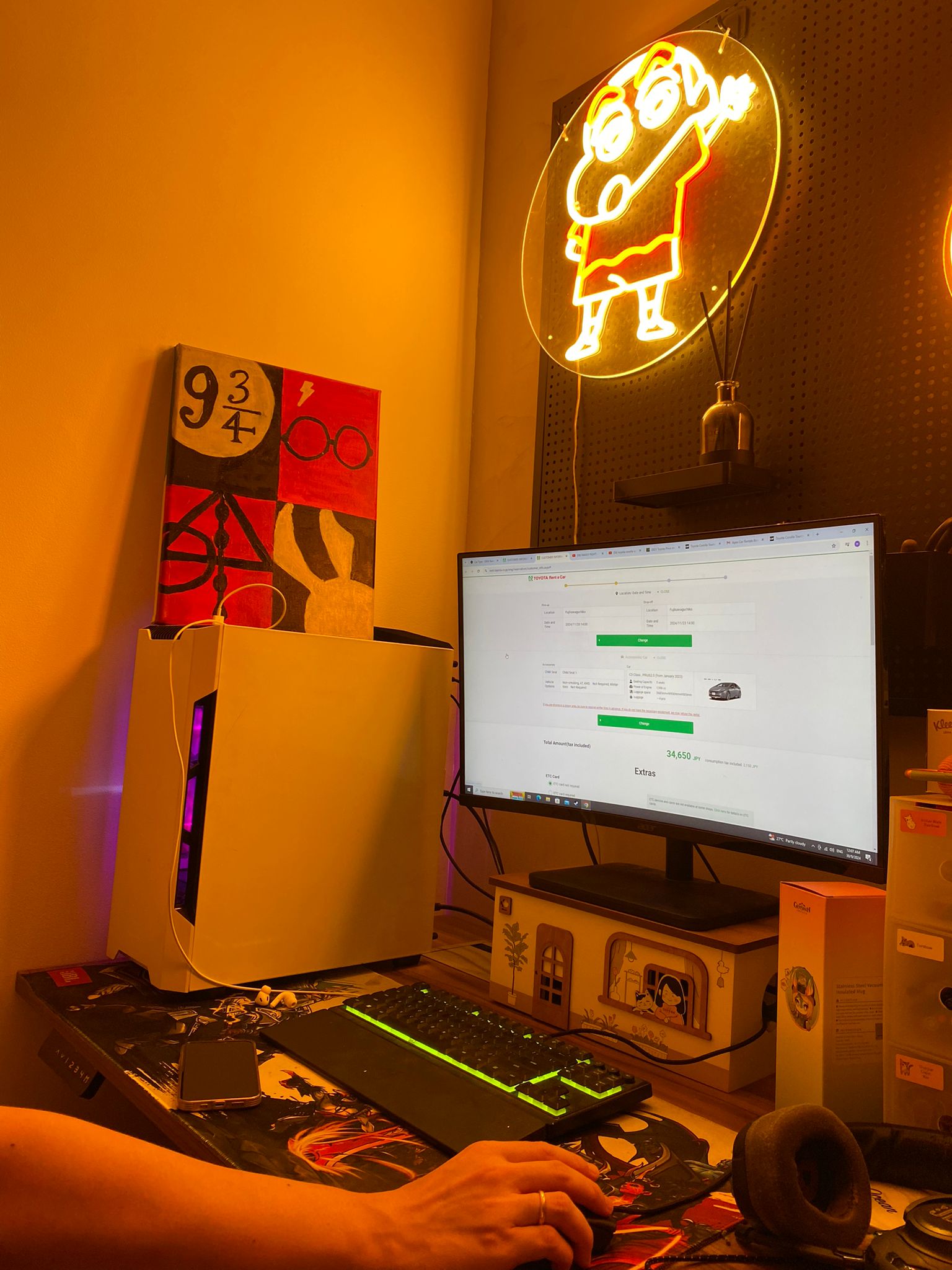 Our cozy gaming corner: with Lan shop vibes, said the man in his 30s - 93/4 neon sign, computer monitor, neon light, orange