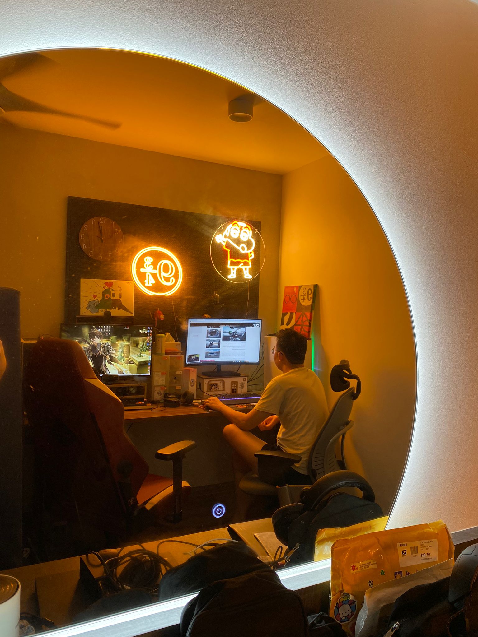 Our-cozy-gaming-corner:-with-Lan-shop-vibes,-said-the-man-in-his-30s
