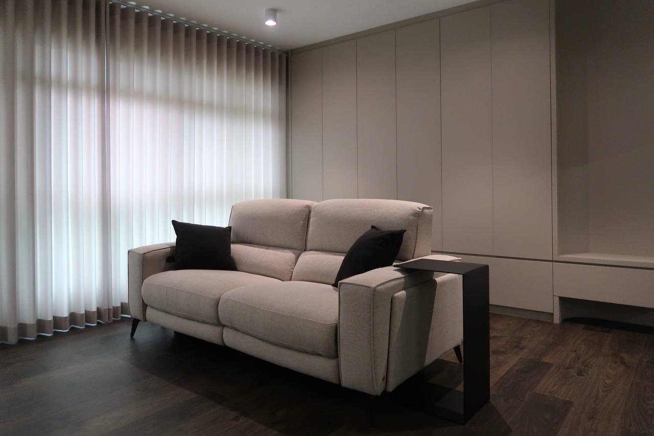 Living-Room:-Simple-&-cozy-for-the-homebodies