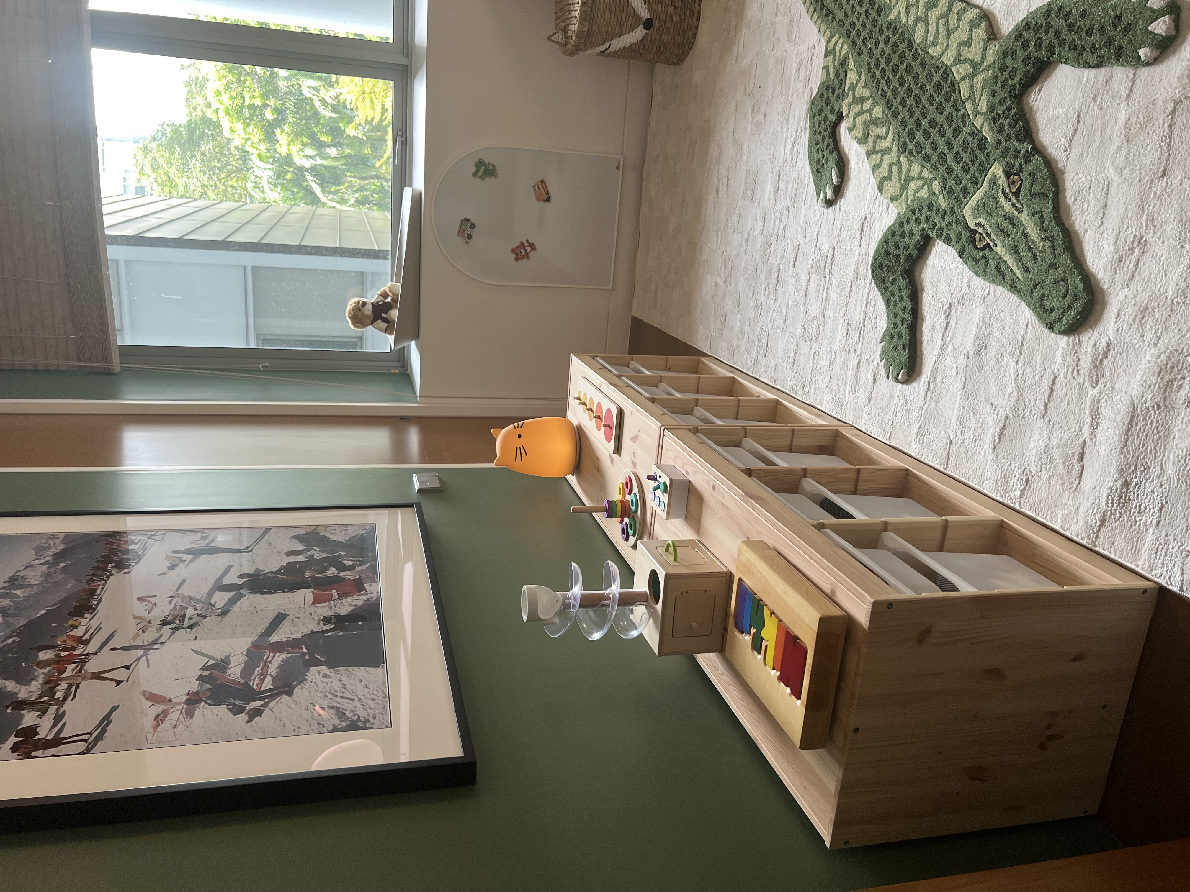 Hello Mr Crocodile! Toddler room at the ready! 🐊 - Cute crocodile wall decor, green crocodile plush toy, wooden cubby