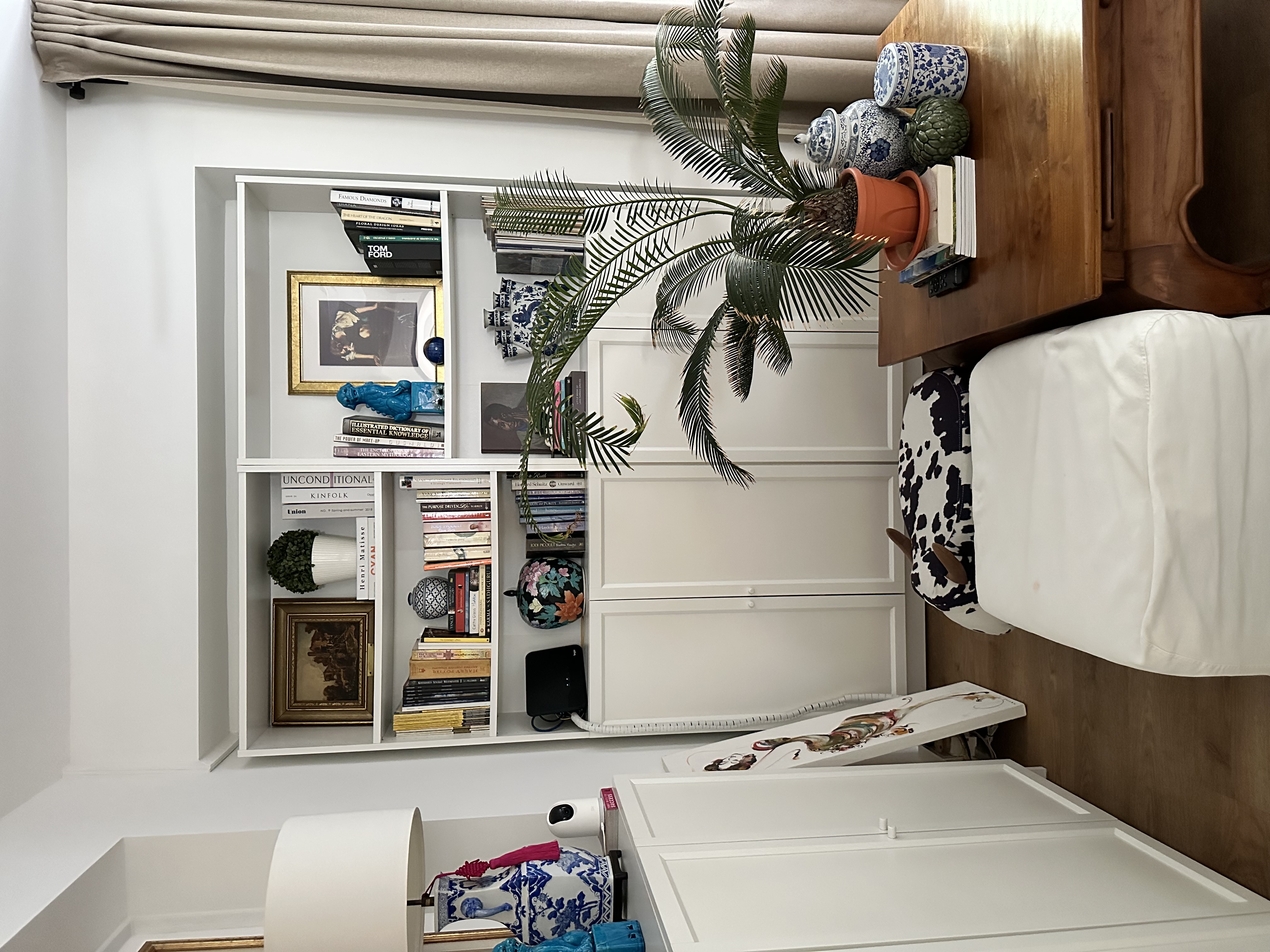 From-Drab-to-Fab:-Our-Living-Room-Transformation-