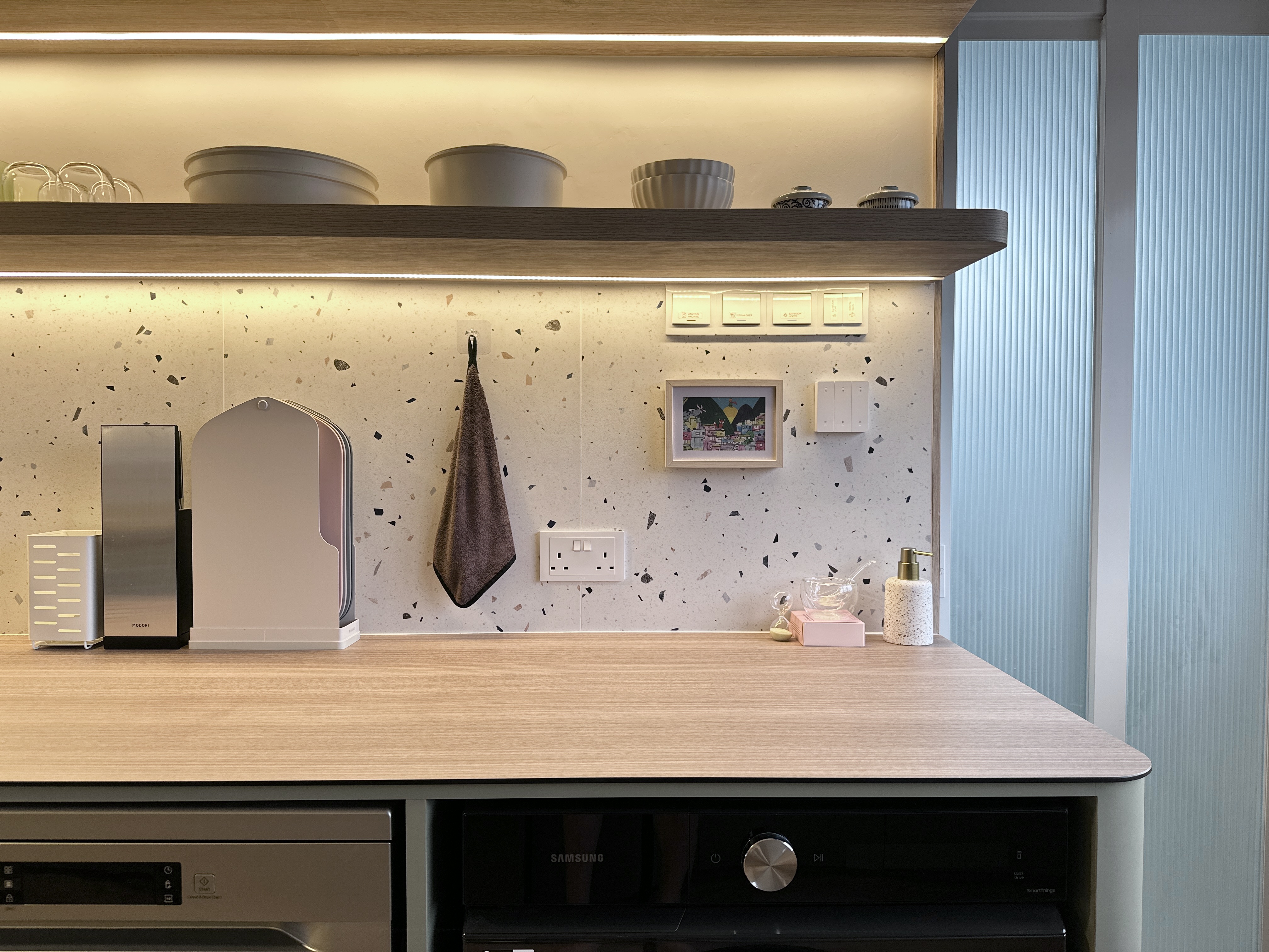 Earthy Minimalist Kitchen with Open Shelves & Maximised Storage - Wooden kitchen countertop, modern kitchen design, sleek