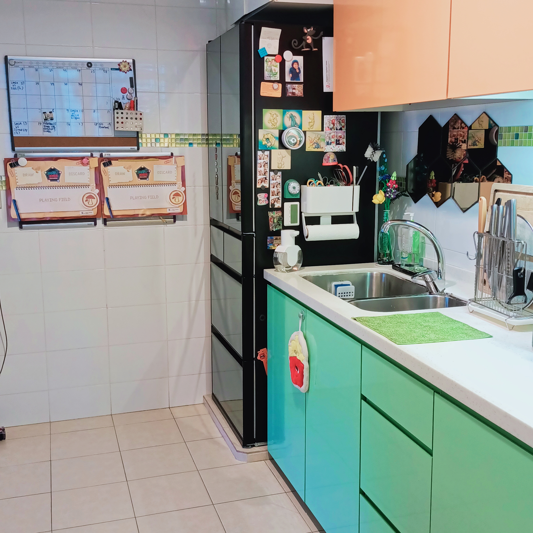 The-Vibrant-Hub:-A-Colorful-Kitchen-Oasis-For-The-Whole-Family