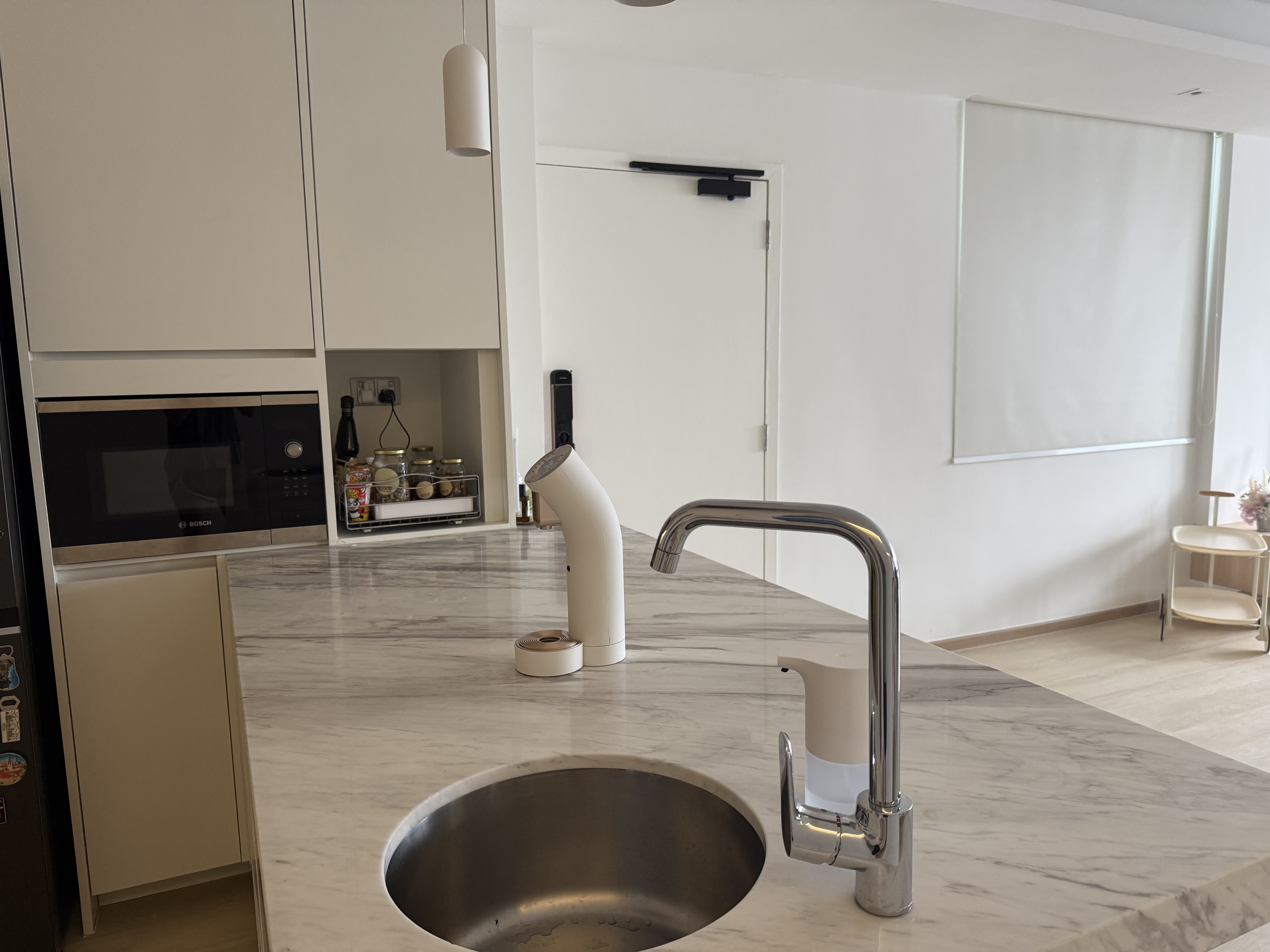 Our Kitchen: Minimalist and Cozy!  - Modern kitchen with sleek design, marble countertops, stainless steel sink, under-mount