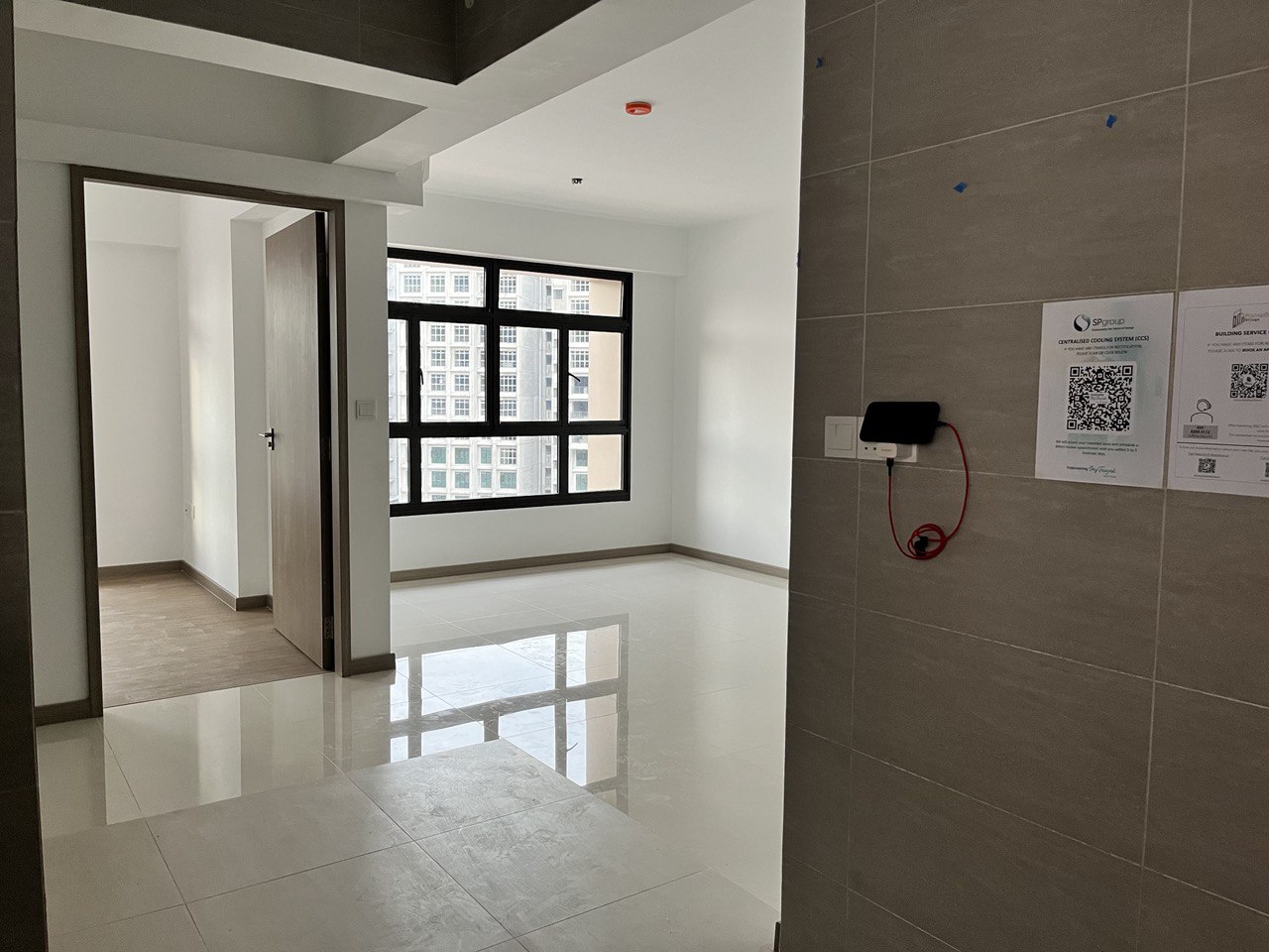 Before & After: Transforming the Impossible of a Small Kitchen Space  - Modern minimalist interior, spacious hallway, tiled