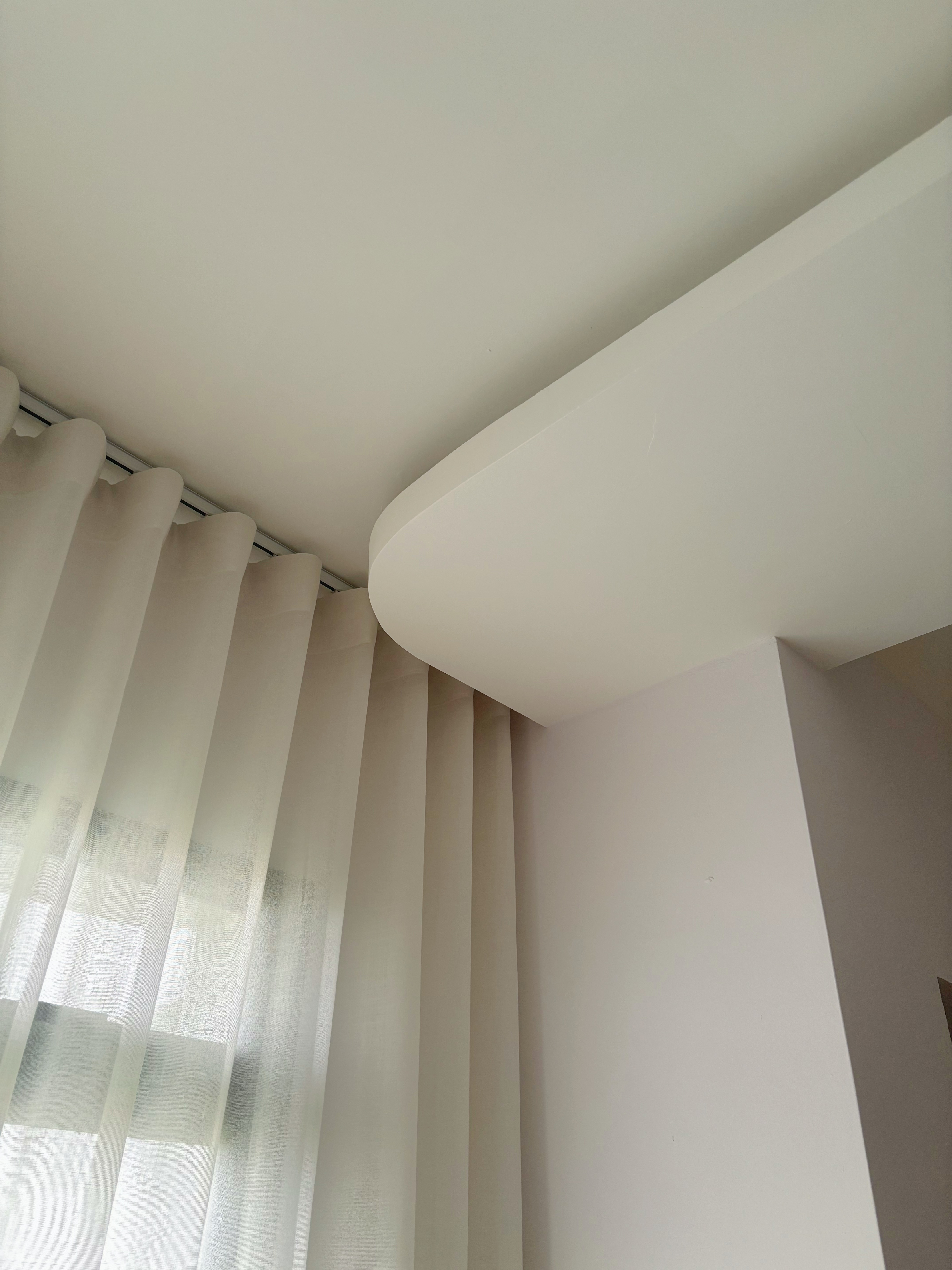 Space to Breathe: Minimalist & Calming 5rm AMK Resale HDB - White ceiling, light fixture, vertical blinds, sheer curtains