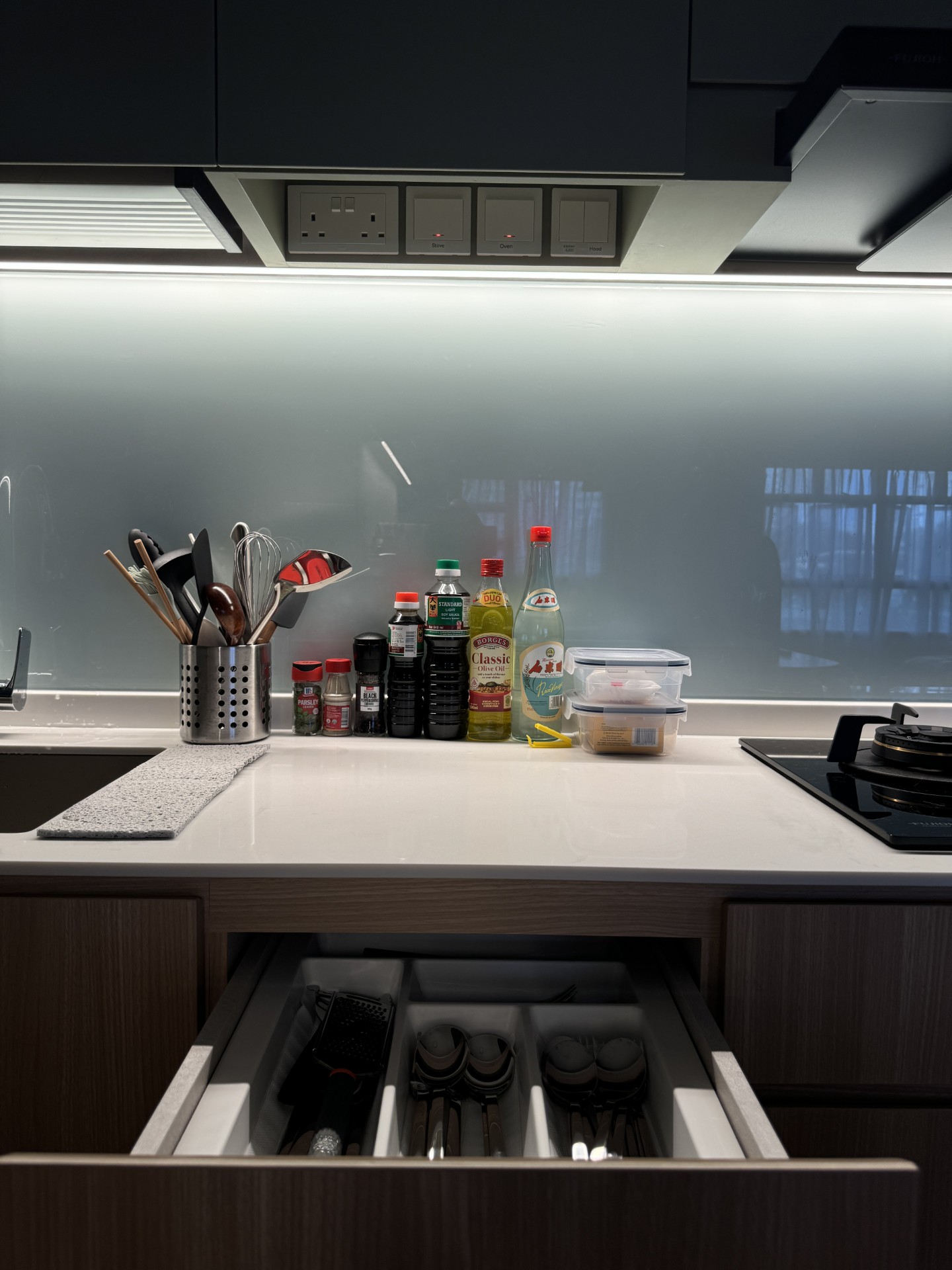 Cooking Time! Open Concept Kitchen & Dry Pantry  - Kitchen countertop, modern kitchen, stainless steel utensils, black