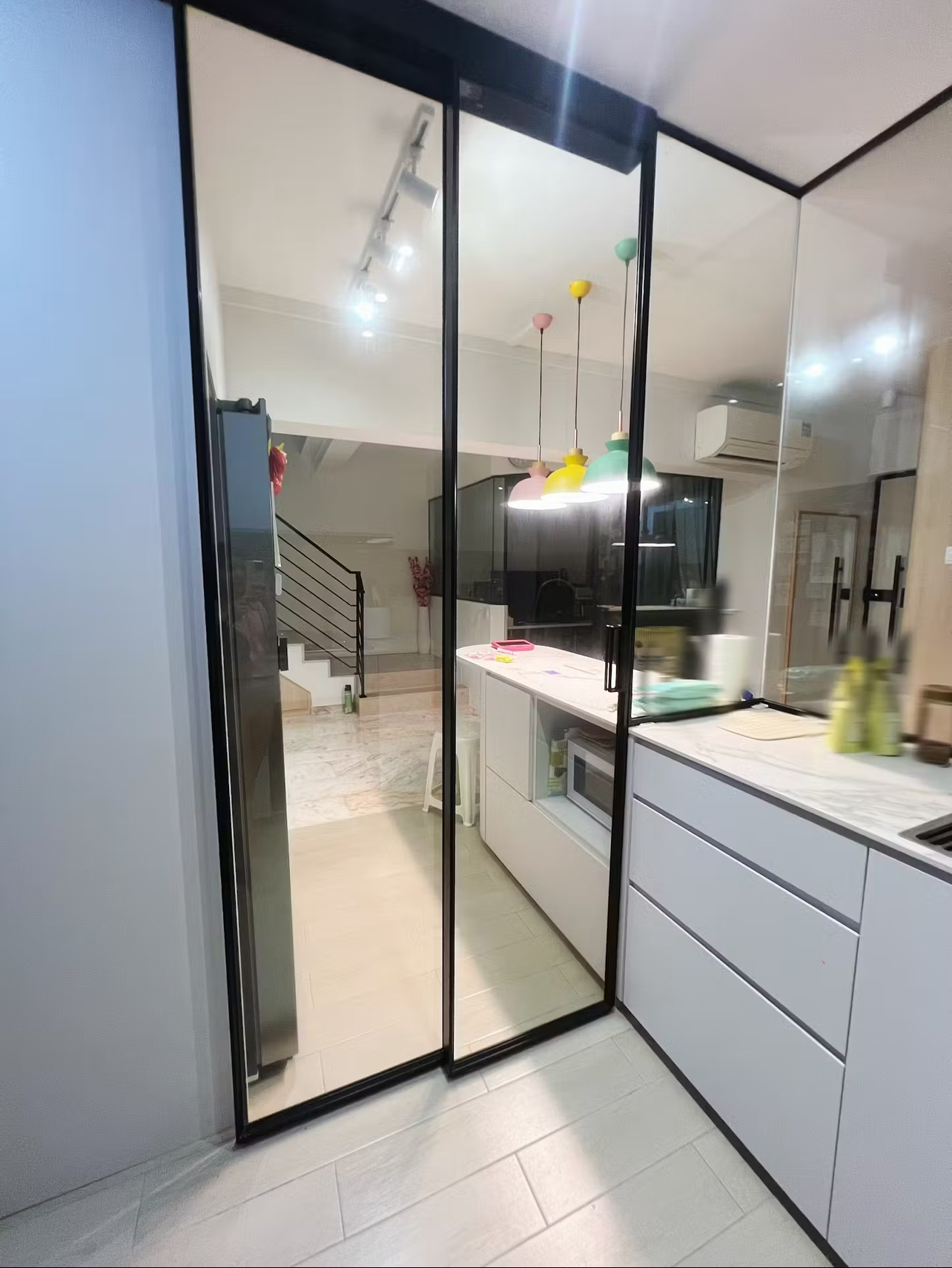 Transformation of an old maisonette: Big space living with home gym - Glass doors kitchen, modern design, white cabinets