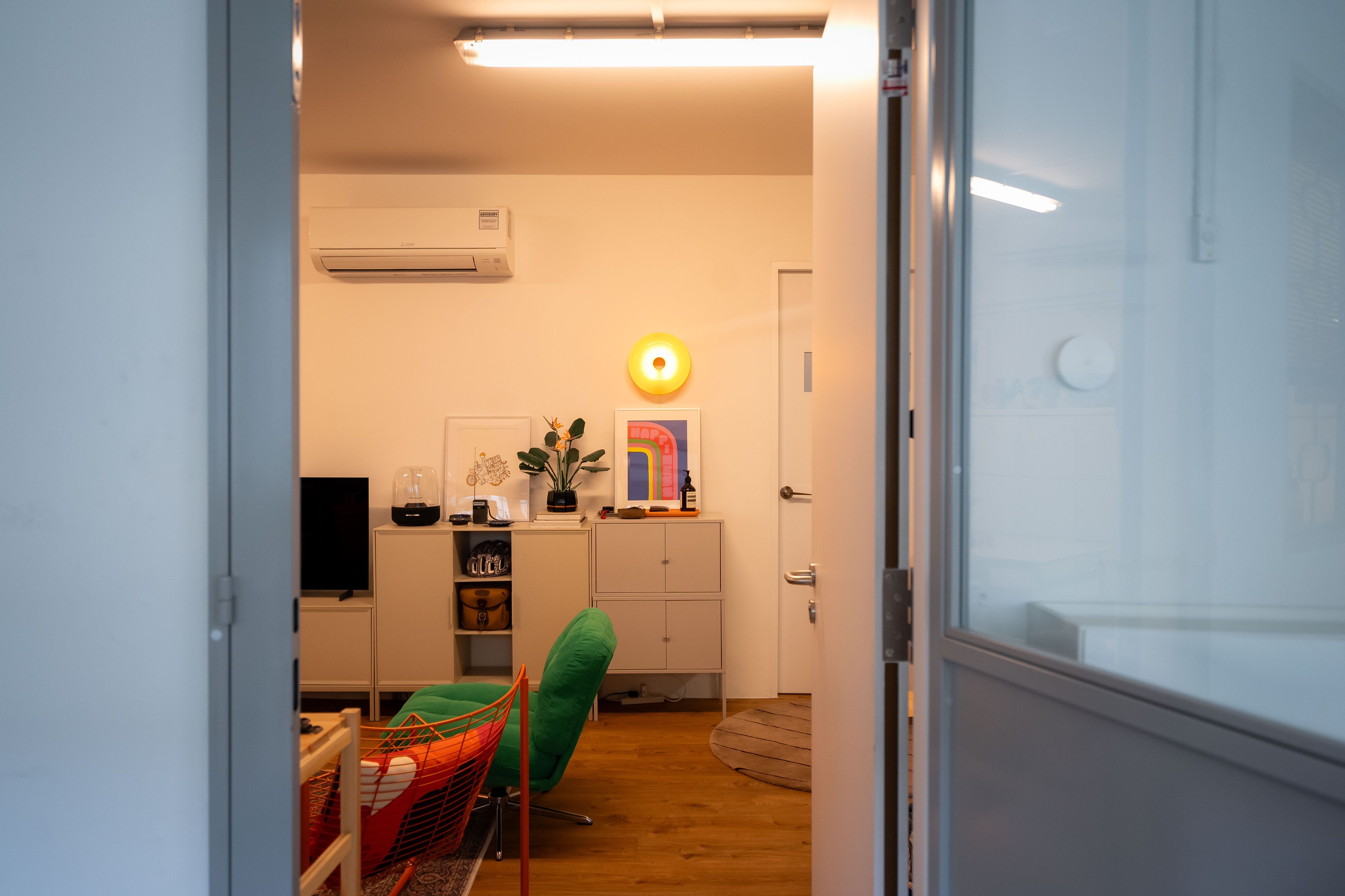 80k 4room HDB transformation: A cosy home photography studio tour! - Modern minimalist home interior, bright and airy room