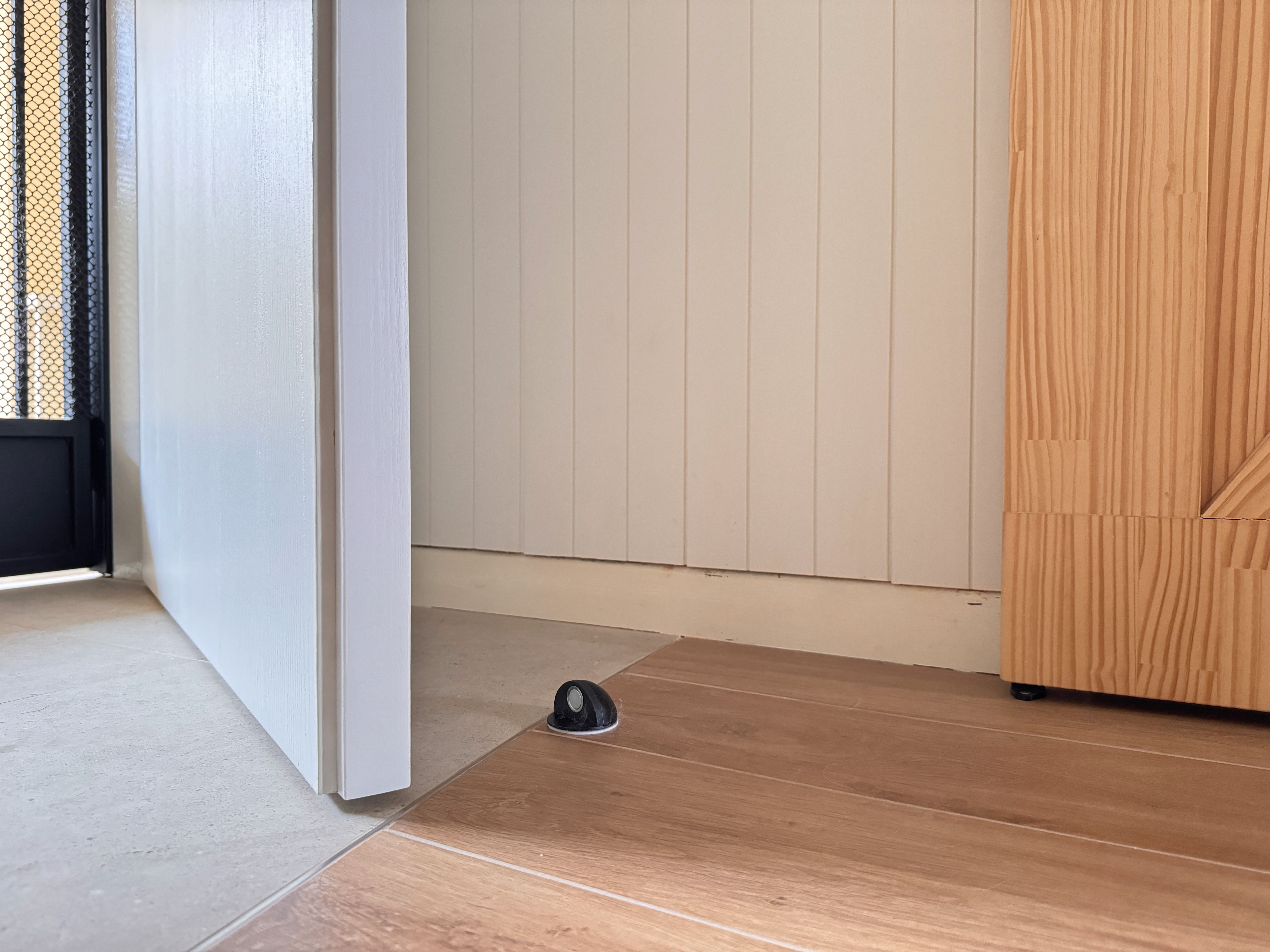 Earthy-Entryway-with-Pops-of-Color:-Ditching-the-built-in-shoe-cabinet