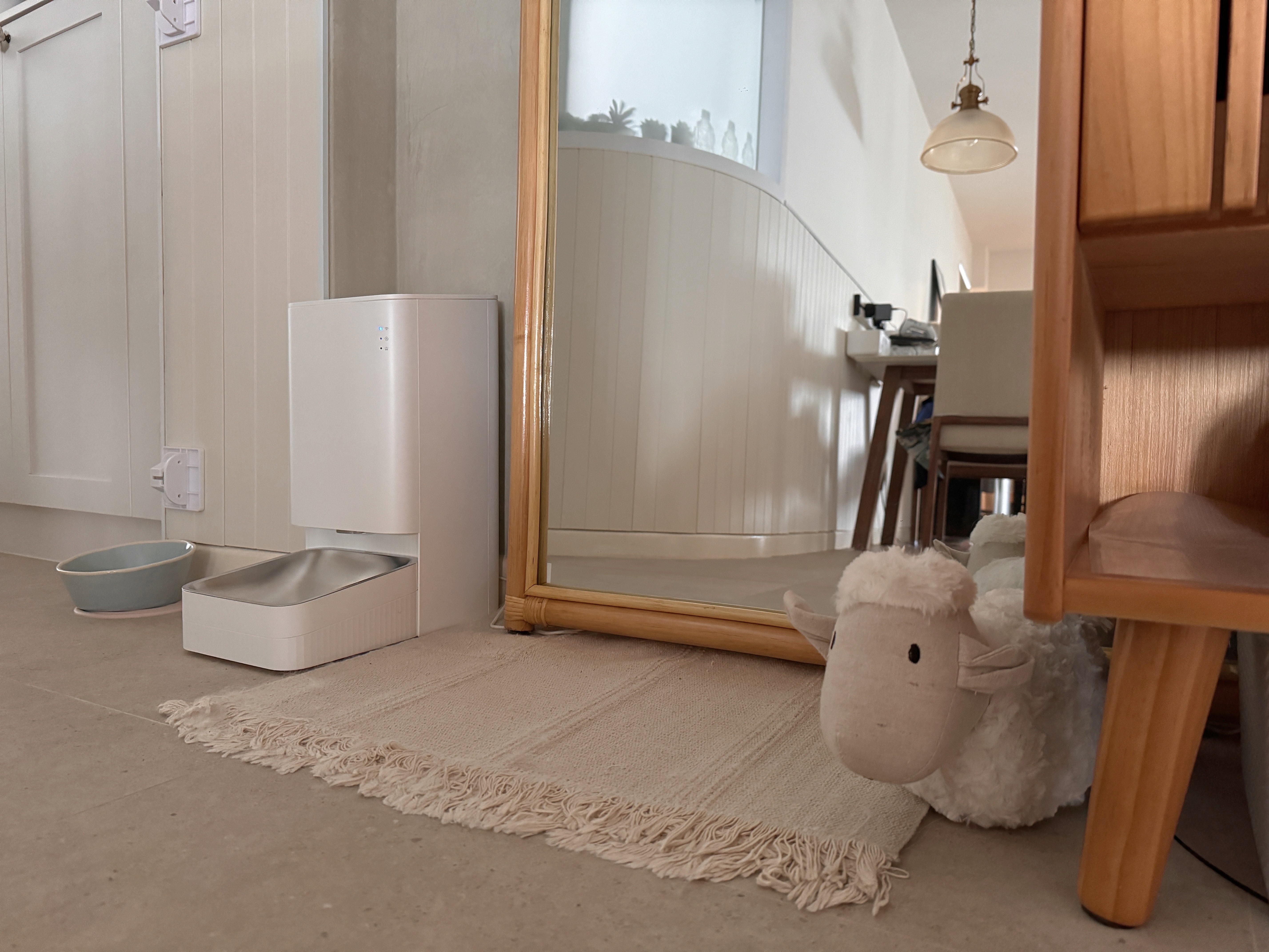 Earthy-Entryway-with-Pops-of-Color:-Ditching-the-built-in-shoe-cabinet