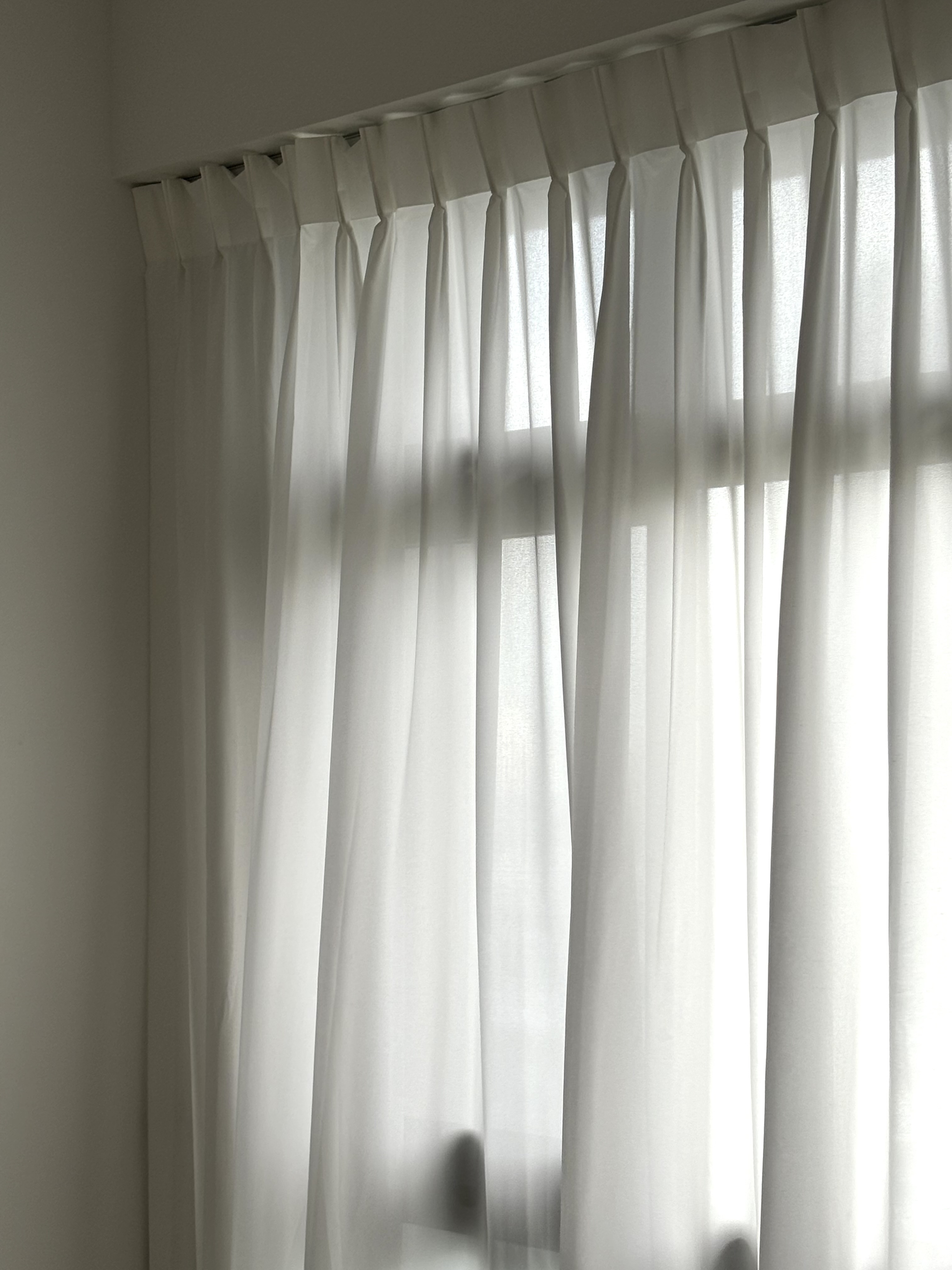 Living-Room:-4-Rm-BTO-with-no-built-ins-