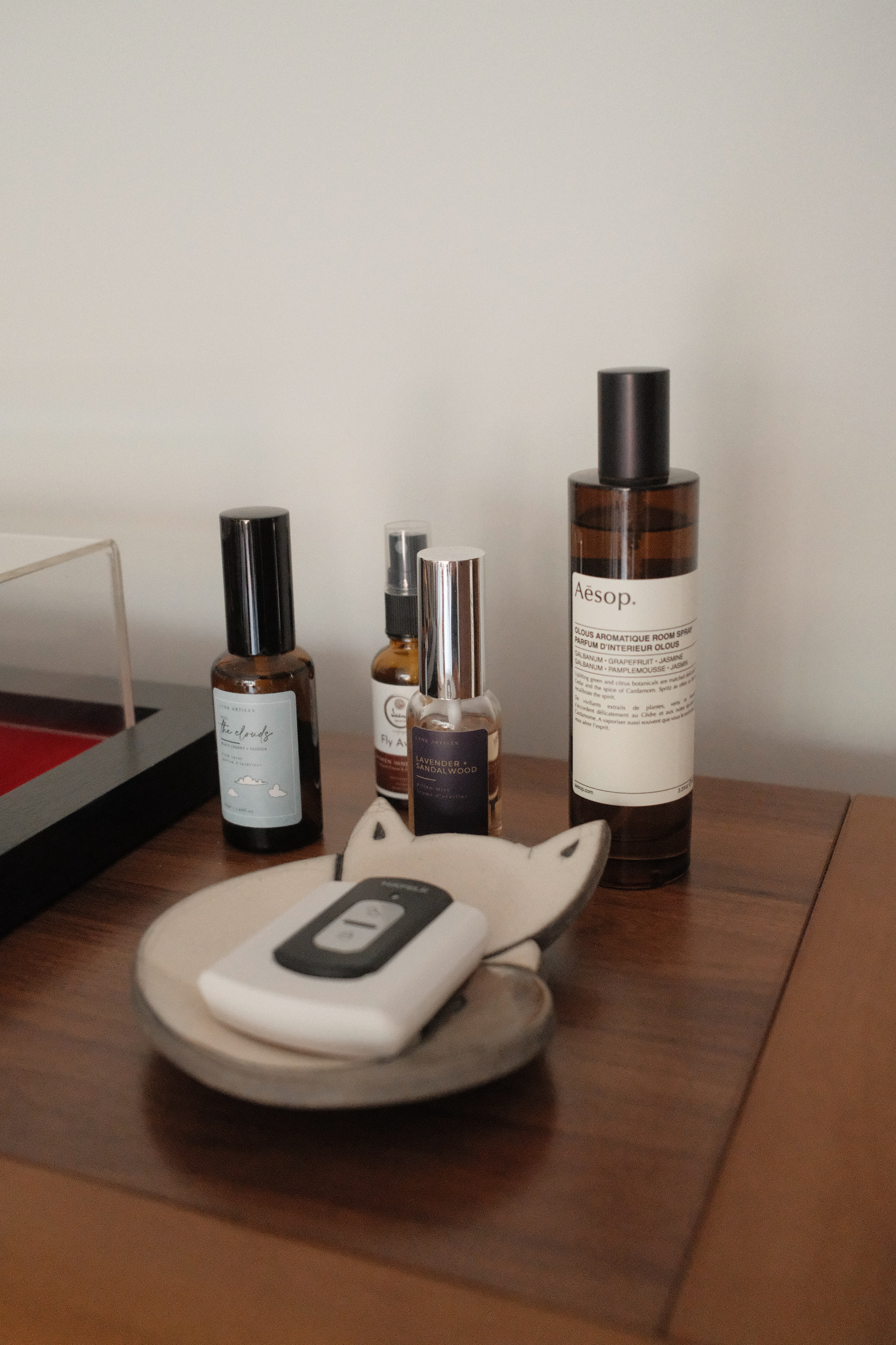 Open and Spacious Entry Way with Zero Built-in Carpentry - Aromatherapy room spray, lavender essential oil, chamomile