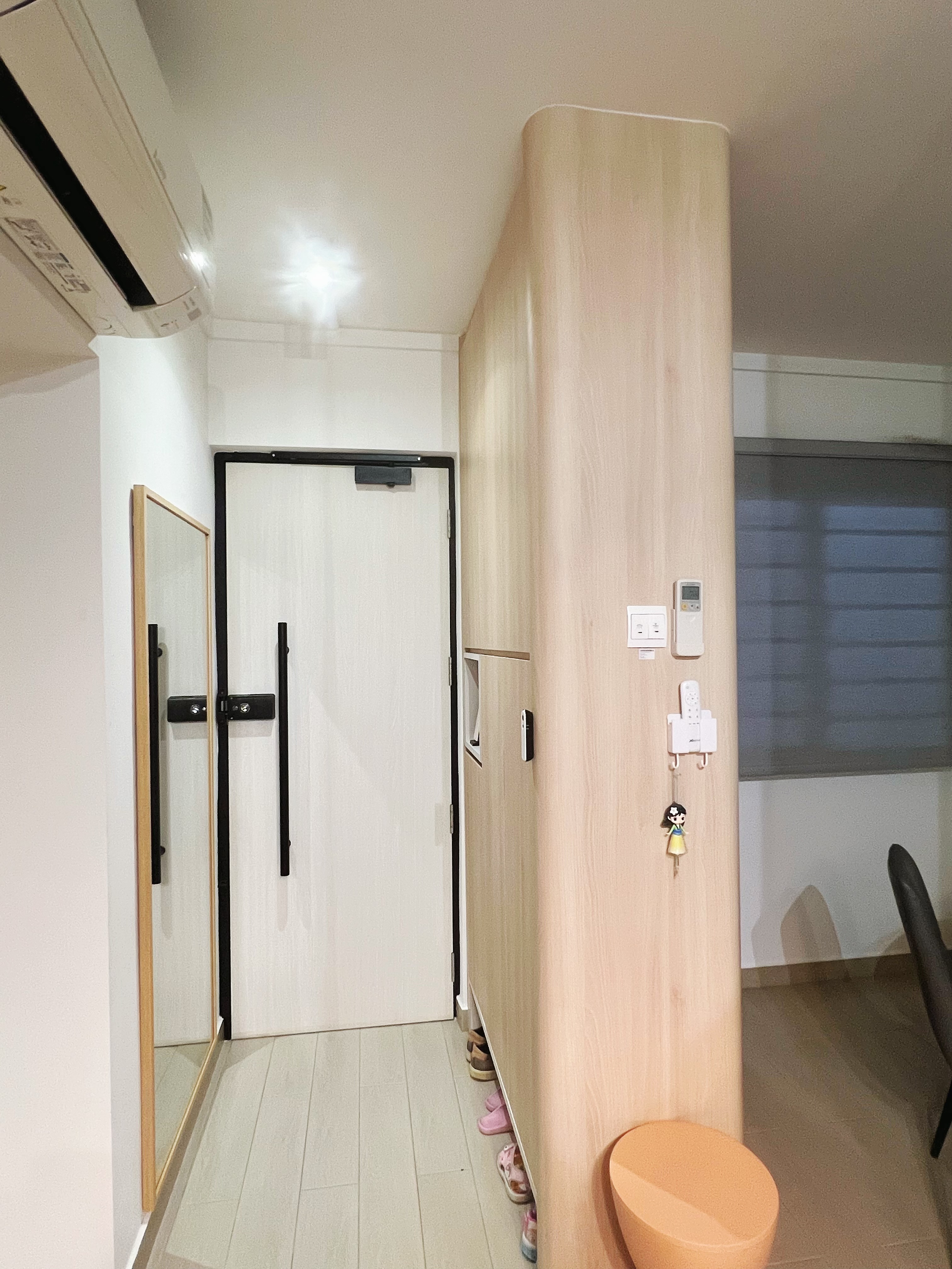 A-simple-entryway:-Small-and-functional-for-a-warm-welcome-to-our-home