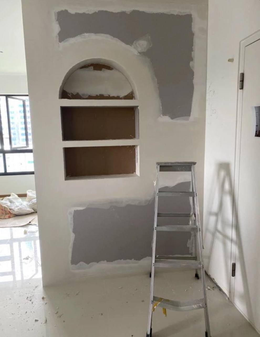 Before and After: Functional Entryway, Maximising Space
