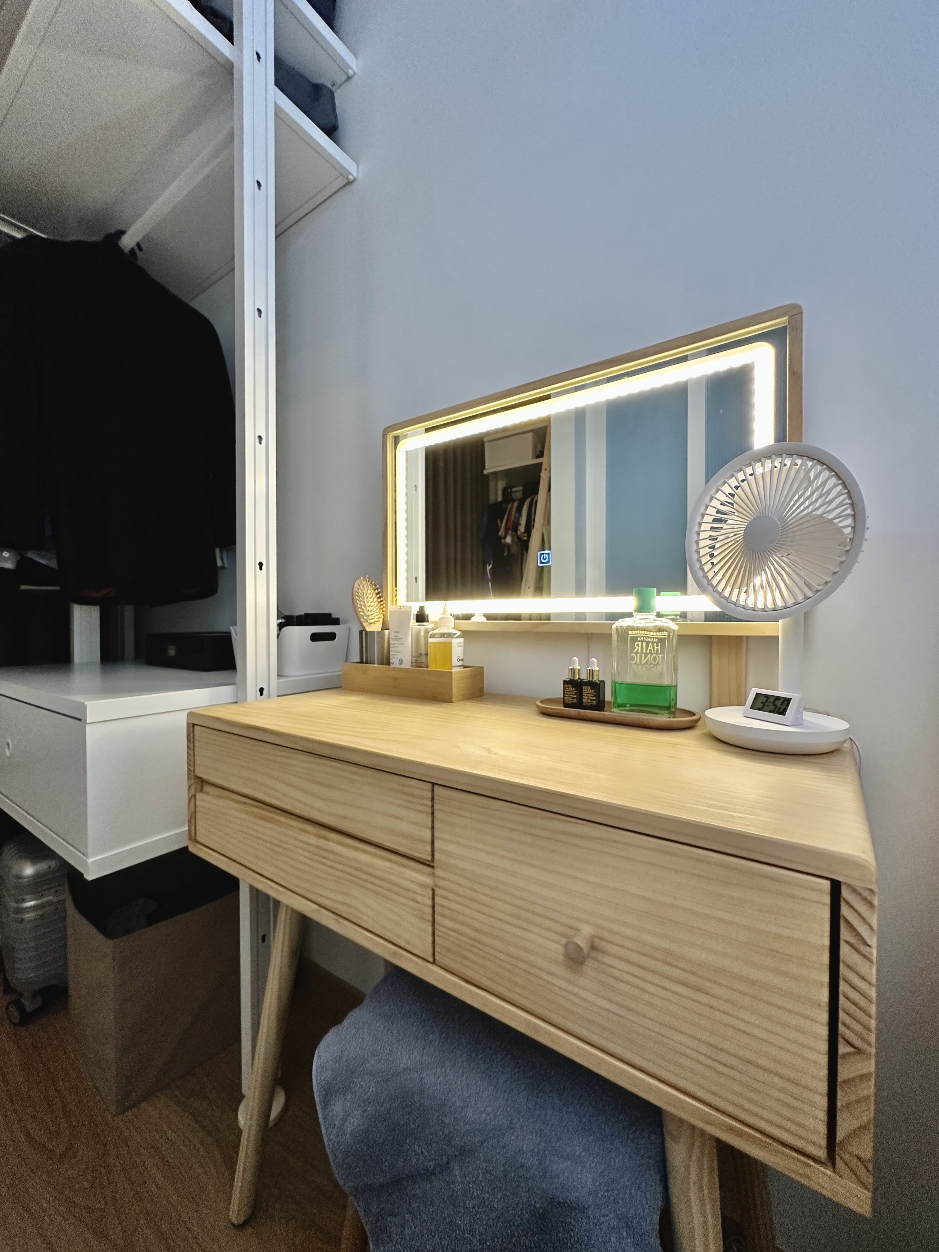 A Cosy Vanity Nook under $200 with Taobao!