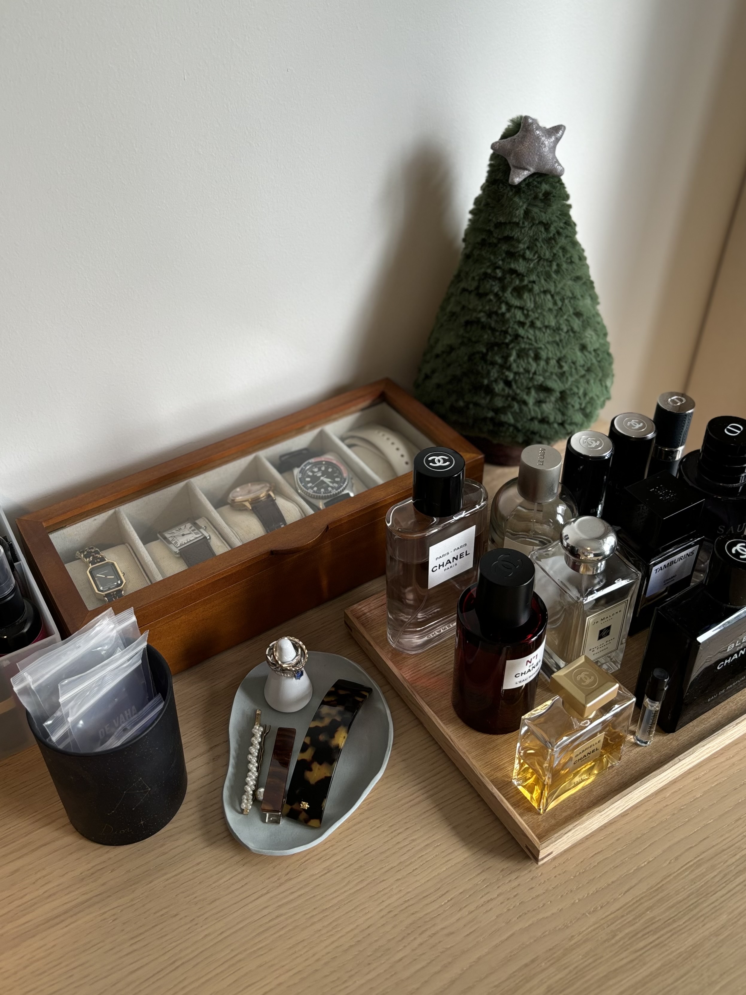 Vanity Area: No built-in, simple and organised