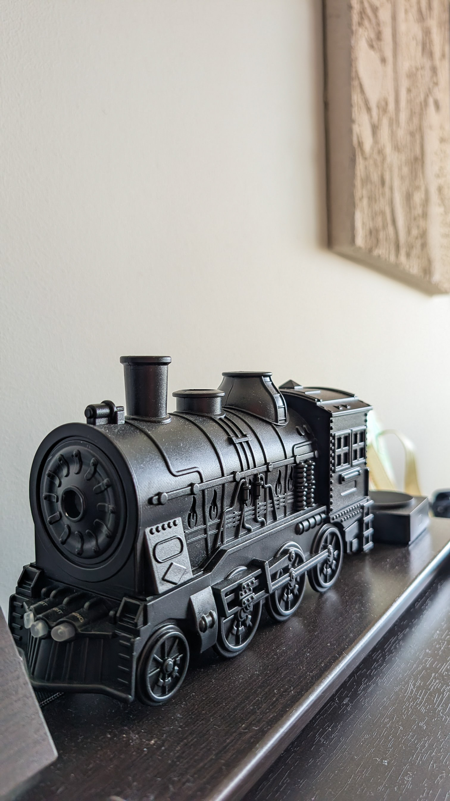 Our-living-room-with-a-touch-of-Harry-Potter⚡