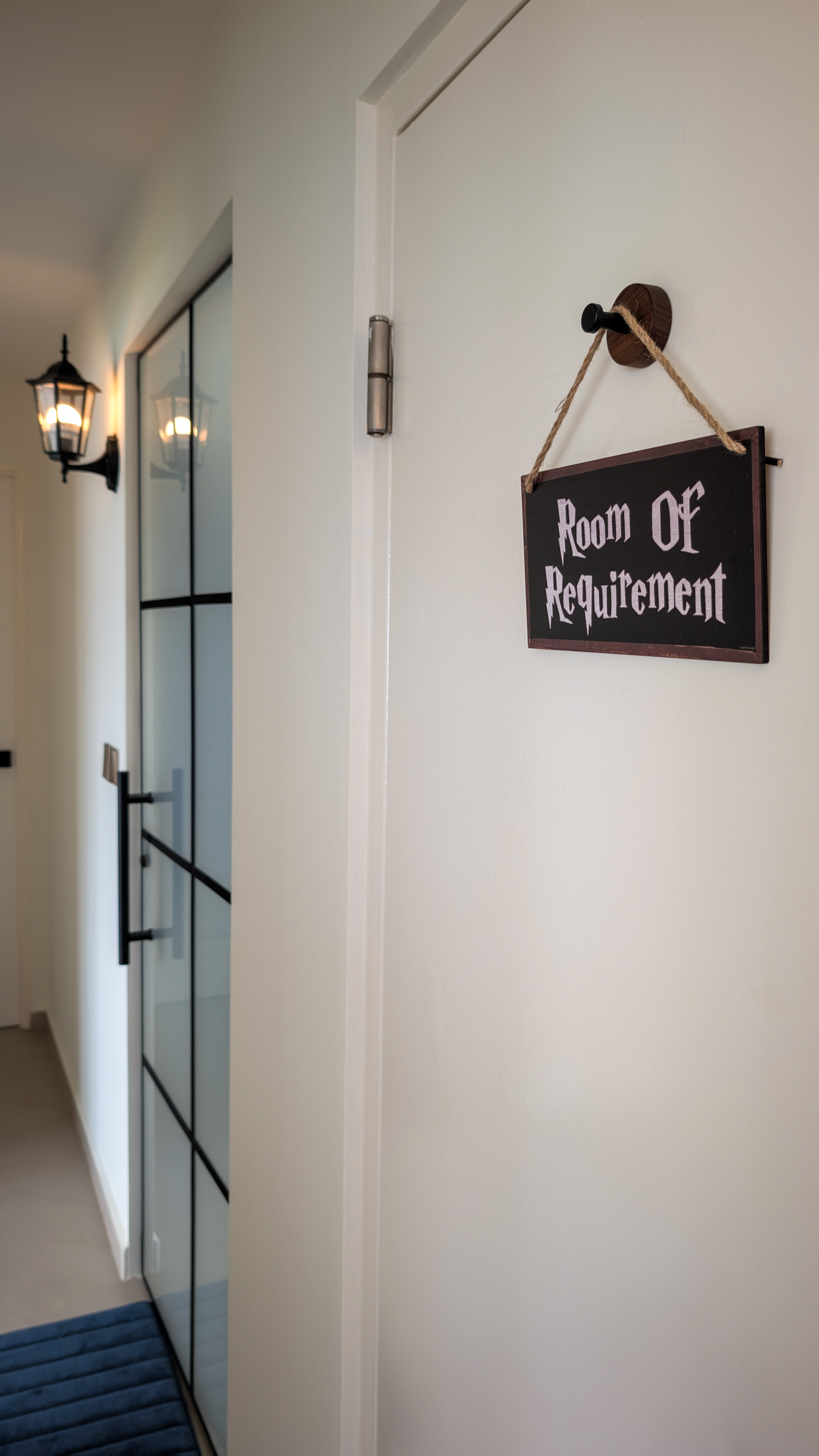 Our-living-room-with-a-touch-of-Harry-Potter⚡