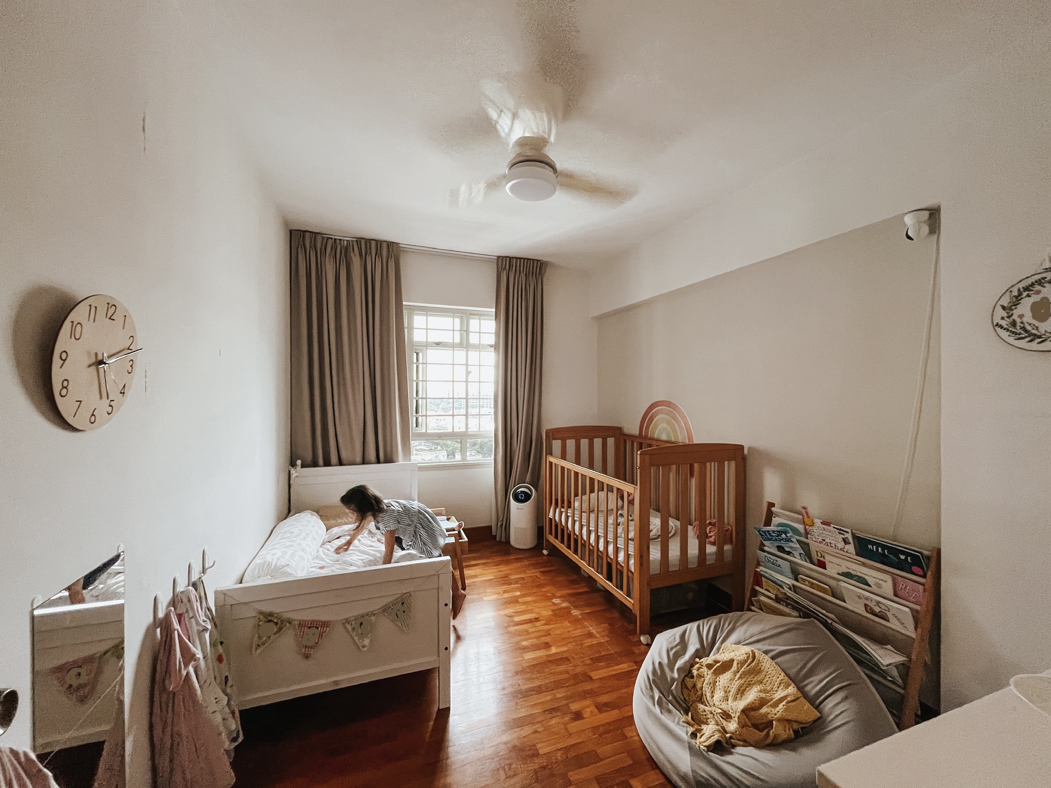 Designing-a-Shared-Room-for-2-Little-Girls-to-Foster-Independence