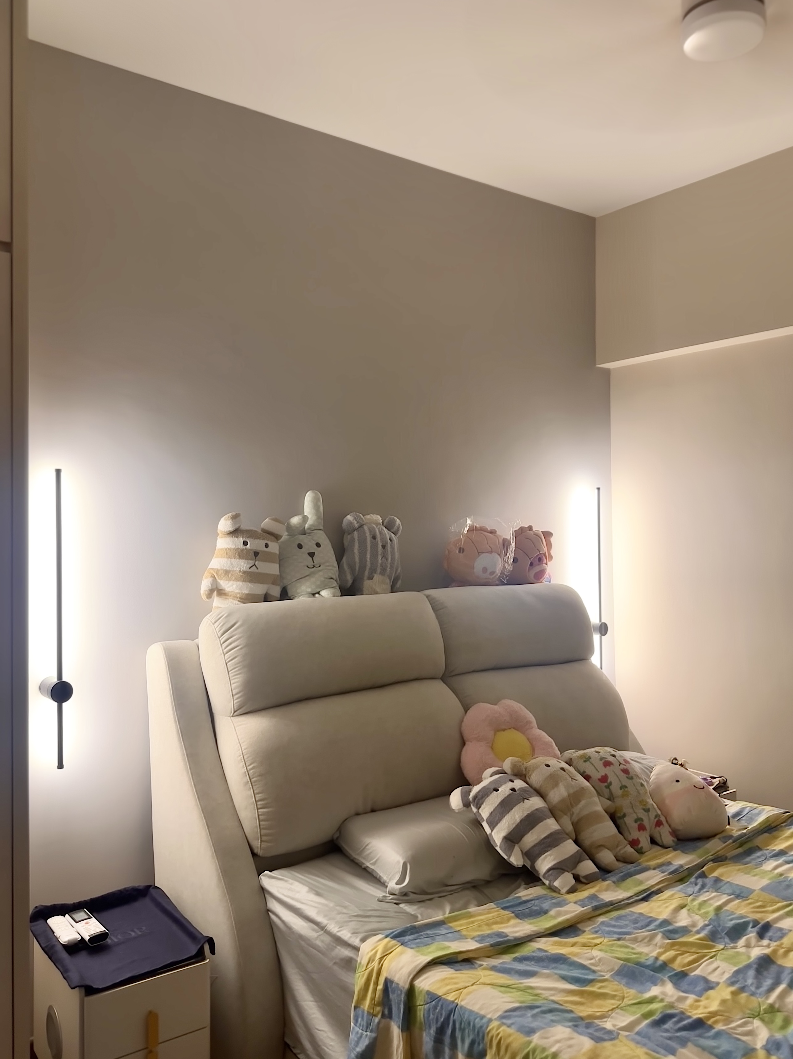 Designing A Cozy & Minimalistic Bedroom | Tampines