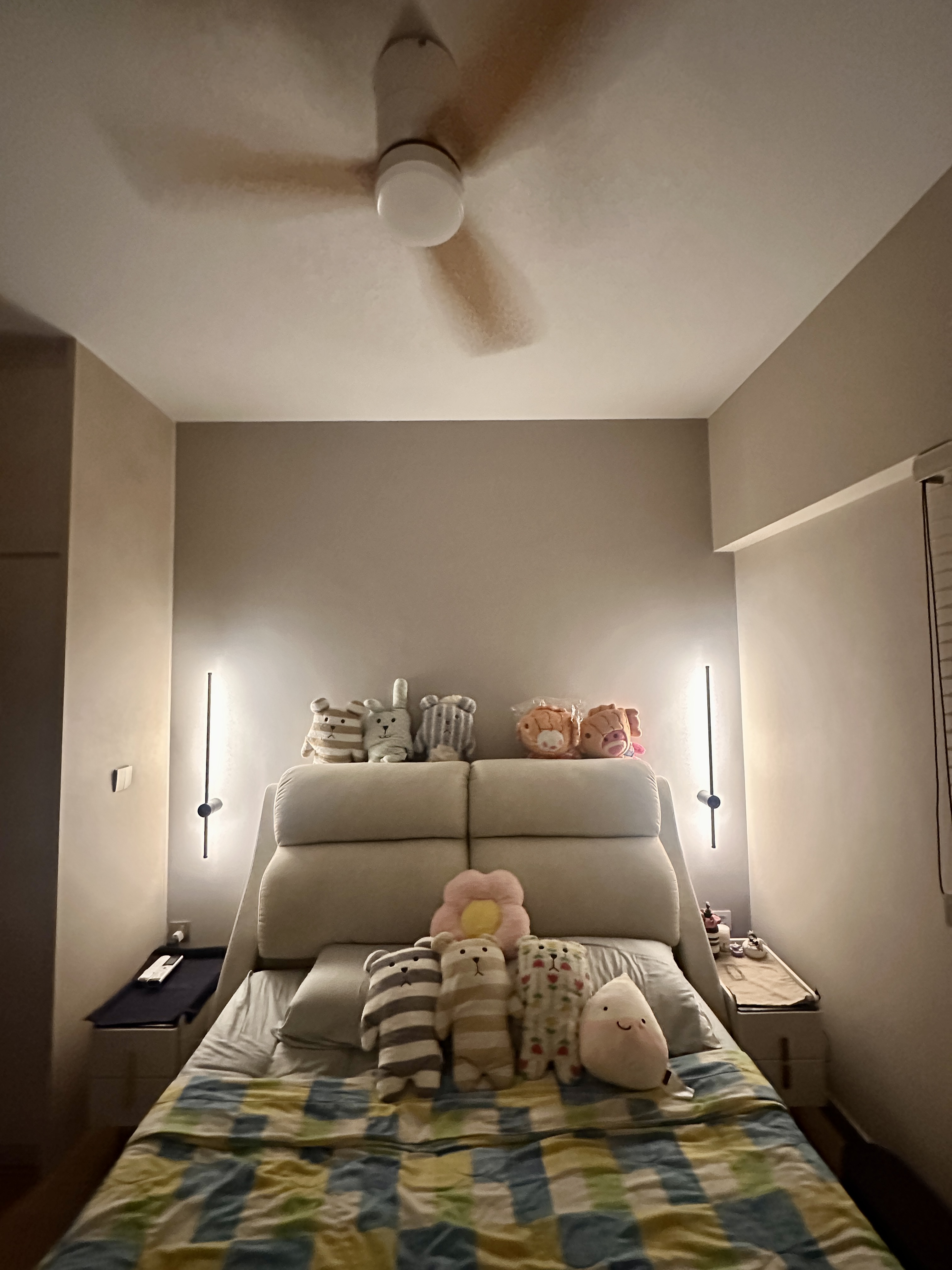 Designing A Cozy & Minimalistic Bedroom | Tampines