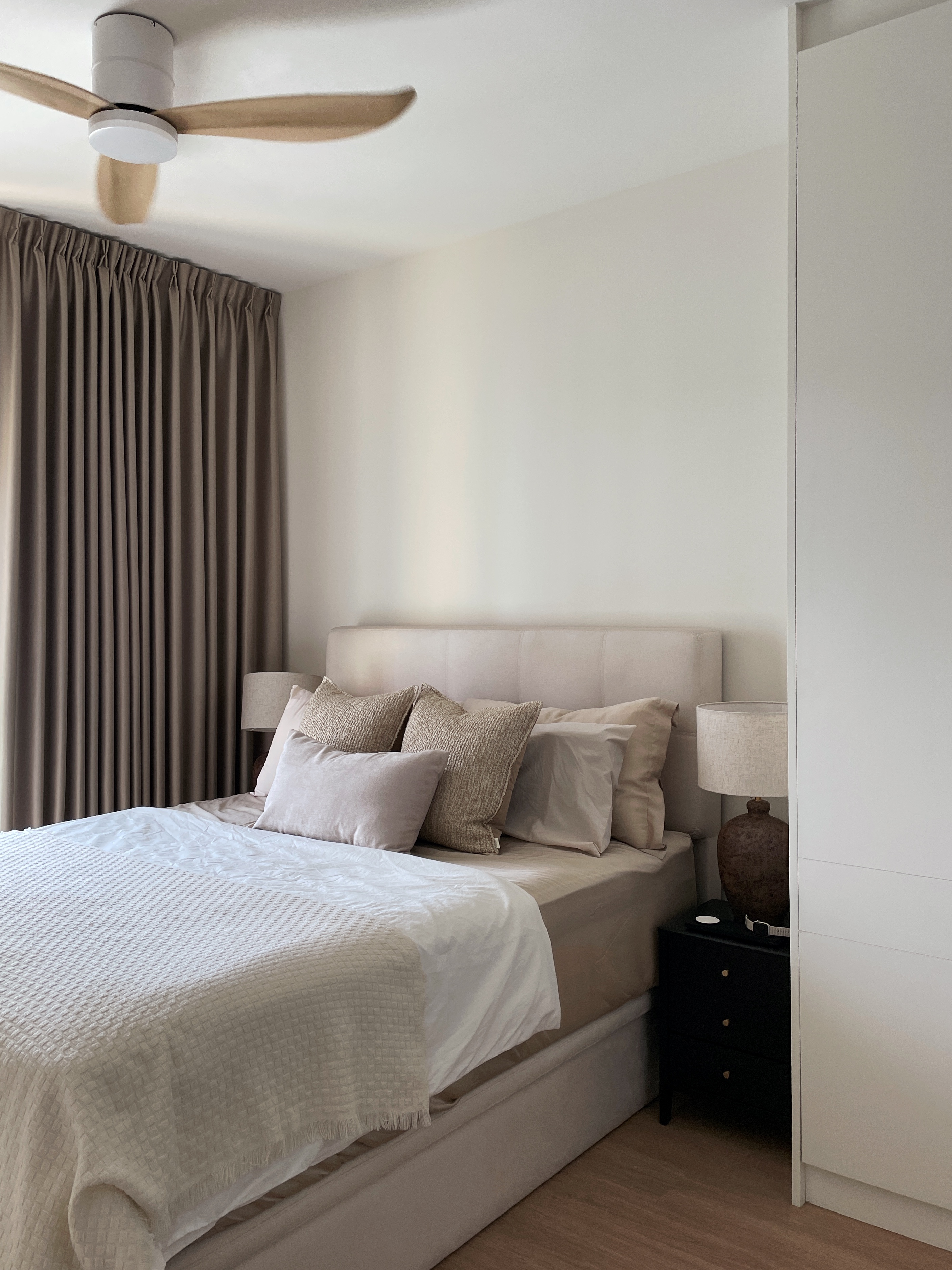 Bedroom: A Neutral Play with Layers & Textures