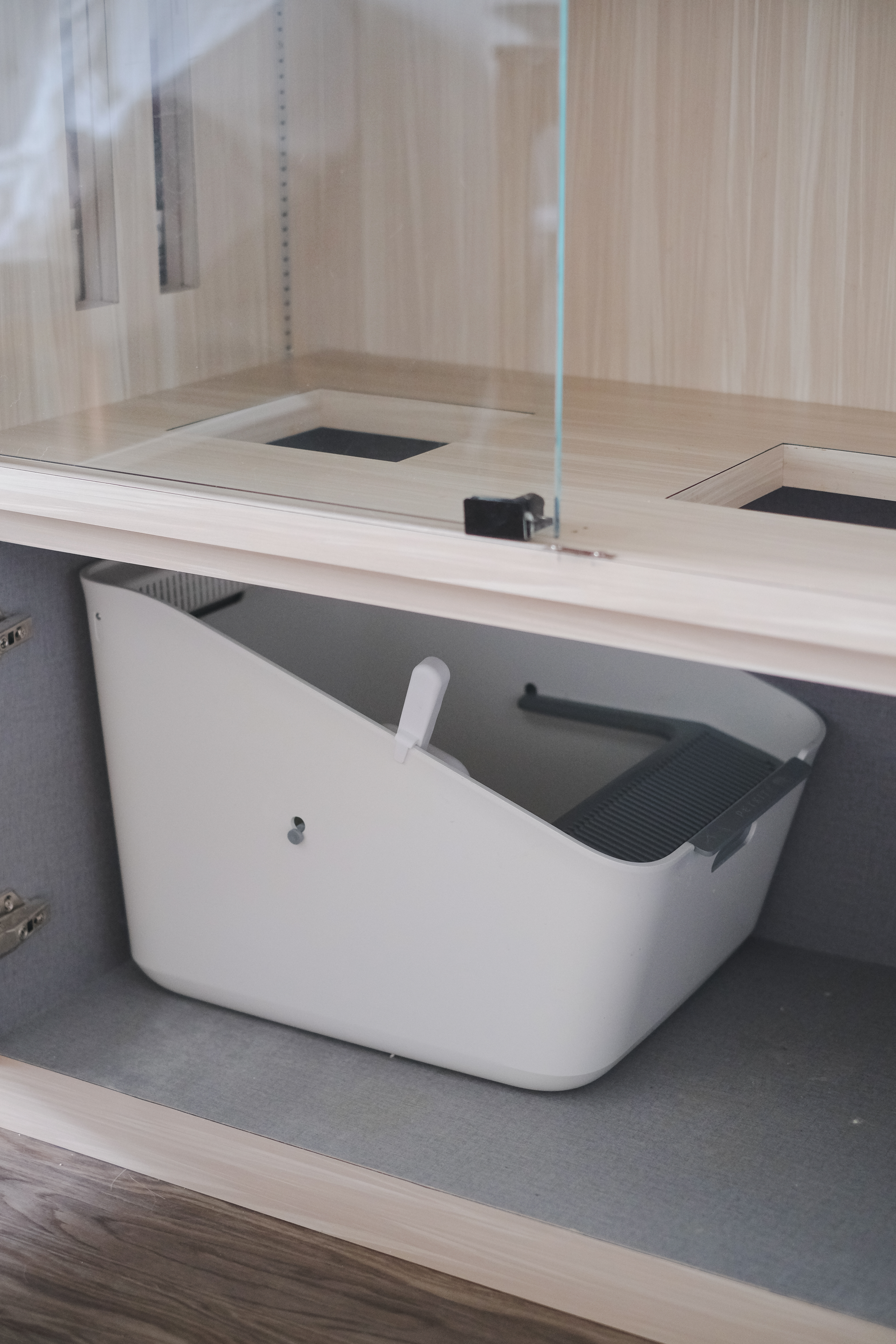 Purrfect Hideaway: A Cat Condo Corner