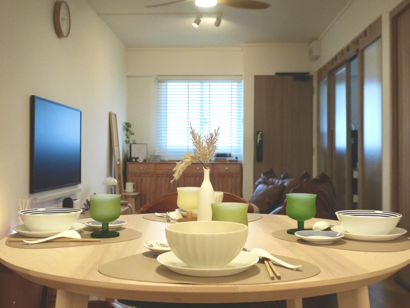 A Japandi x Mid-Century Modern Multi-functional Dining & Work Space!