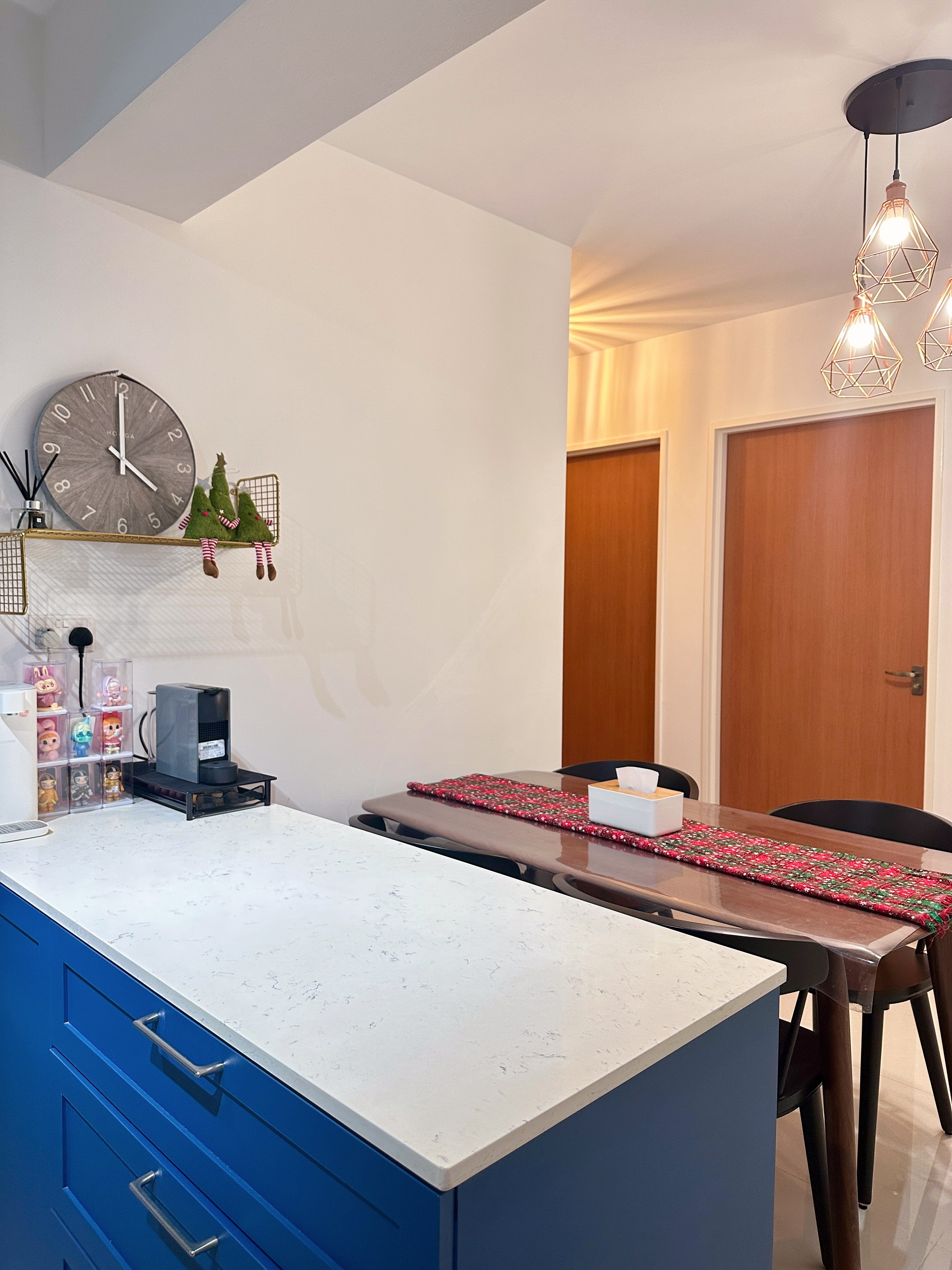 Where Memories Gather: Christmas Begins at our Dining Space 🎄✨