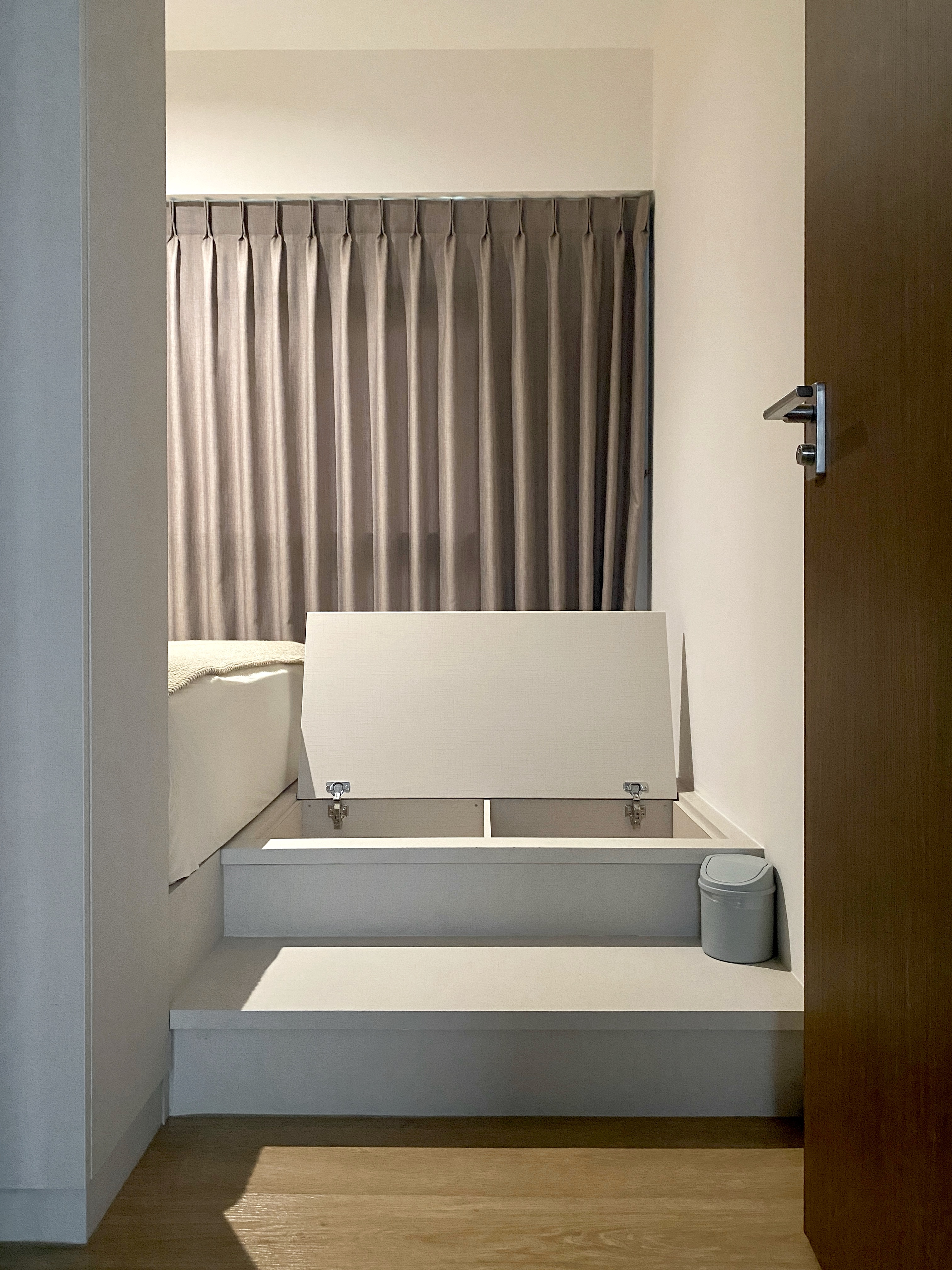 Bedroom: Maximizing Space with Platform Bed and Mini Walk in Wardrobe