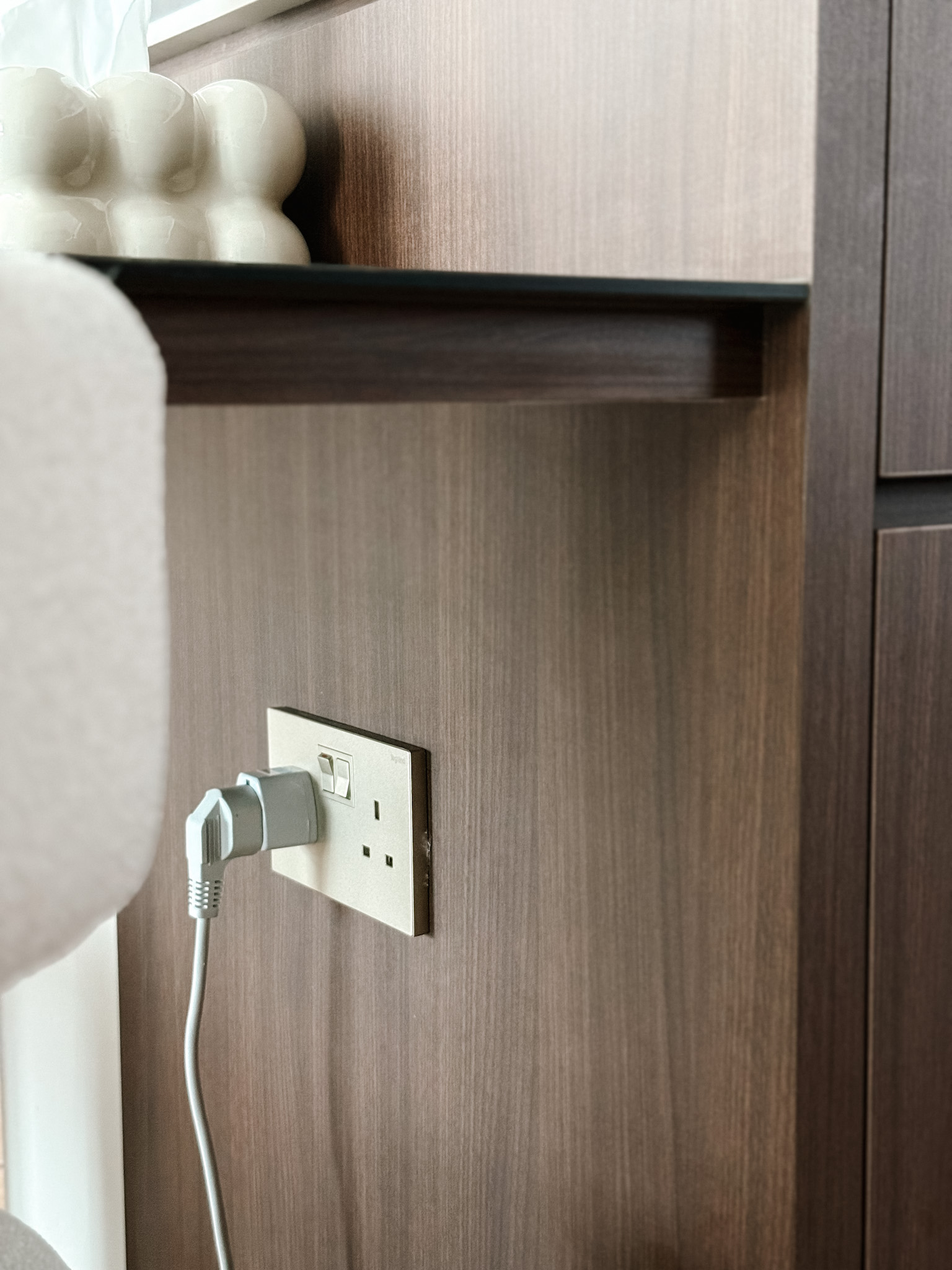 Seamless, built-in dining space designed for everyday convenience