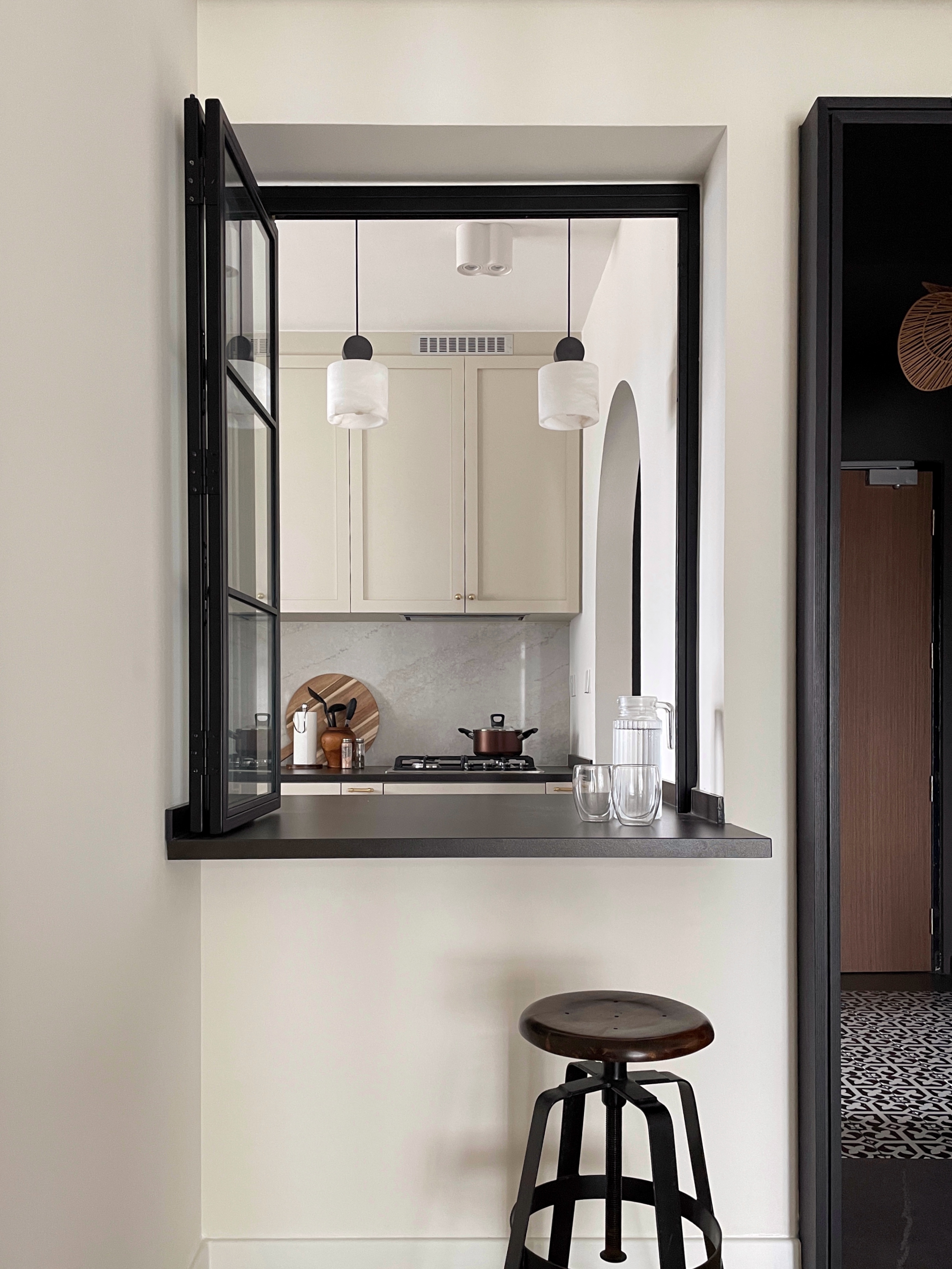 Dining: Set up for Hosting