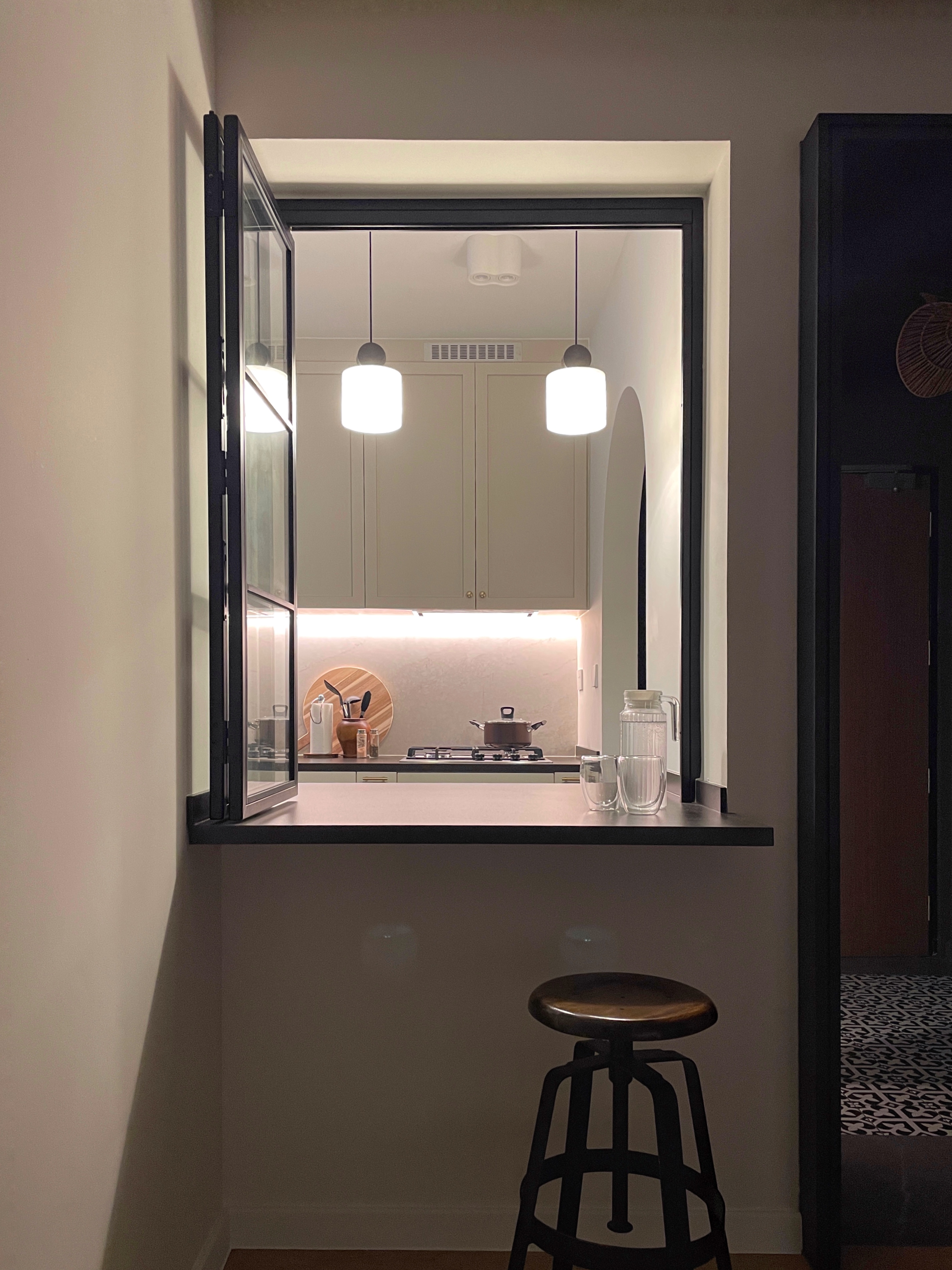 Dining: Set up for Hosting