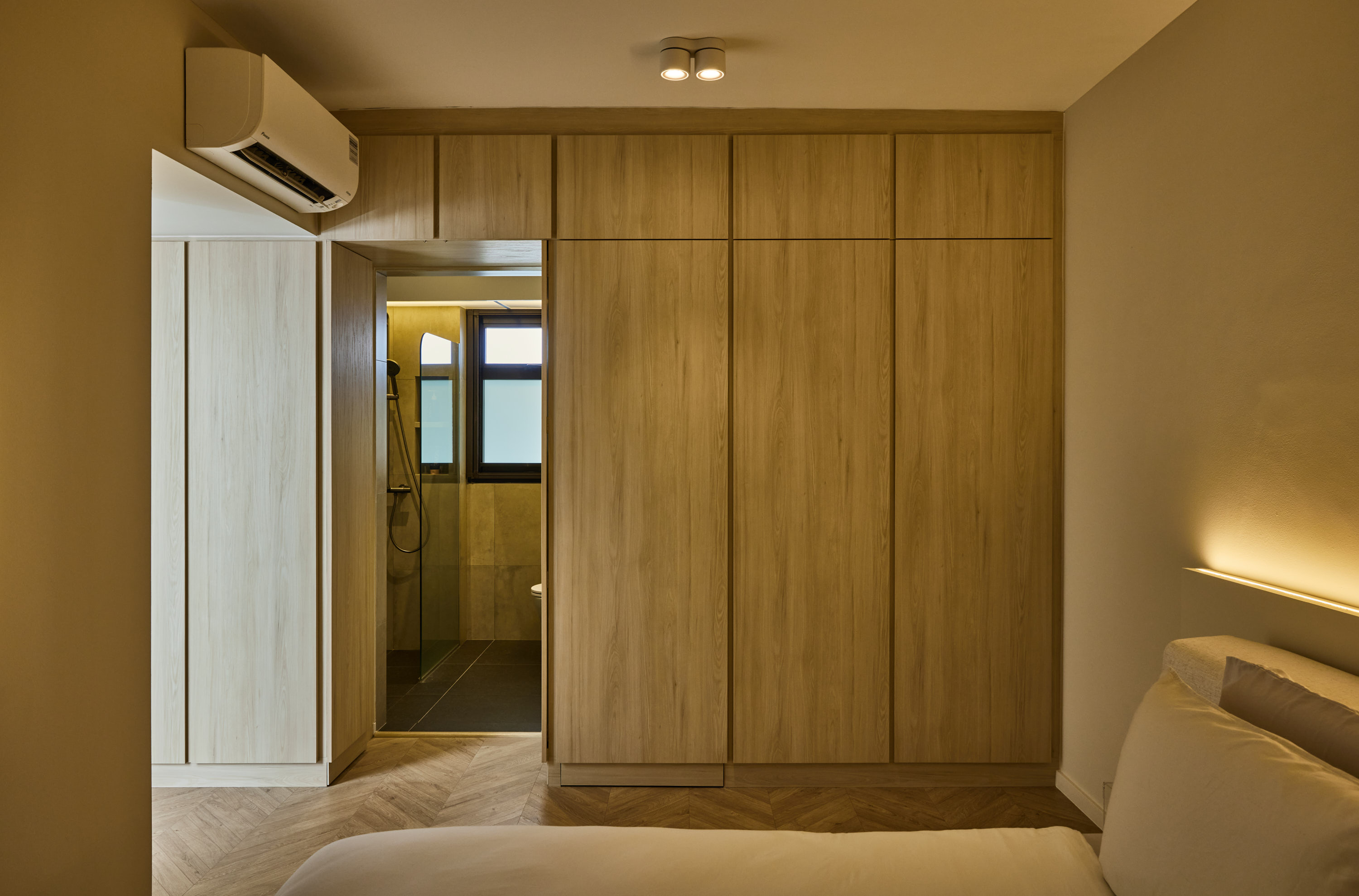 The Bathroom Diaries 🫧