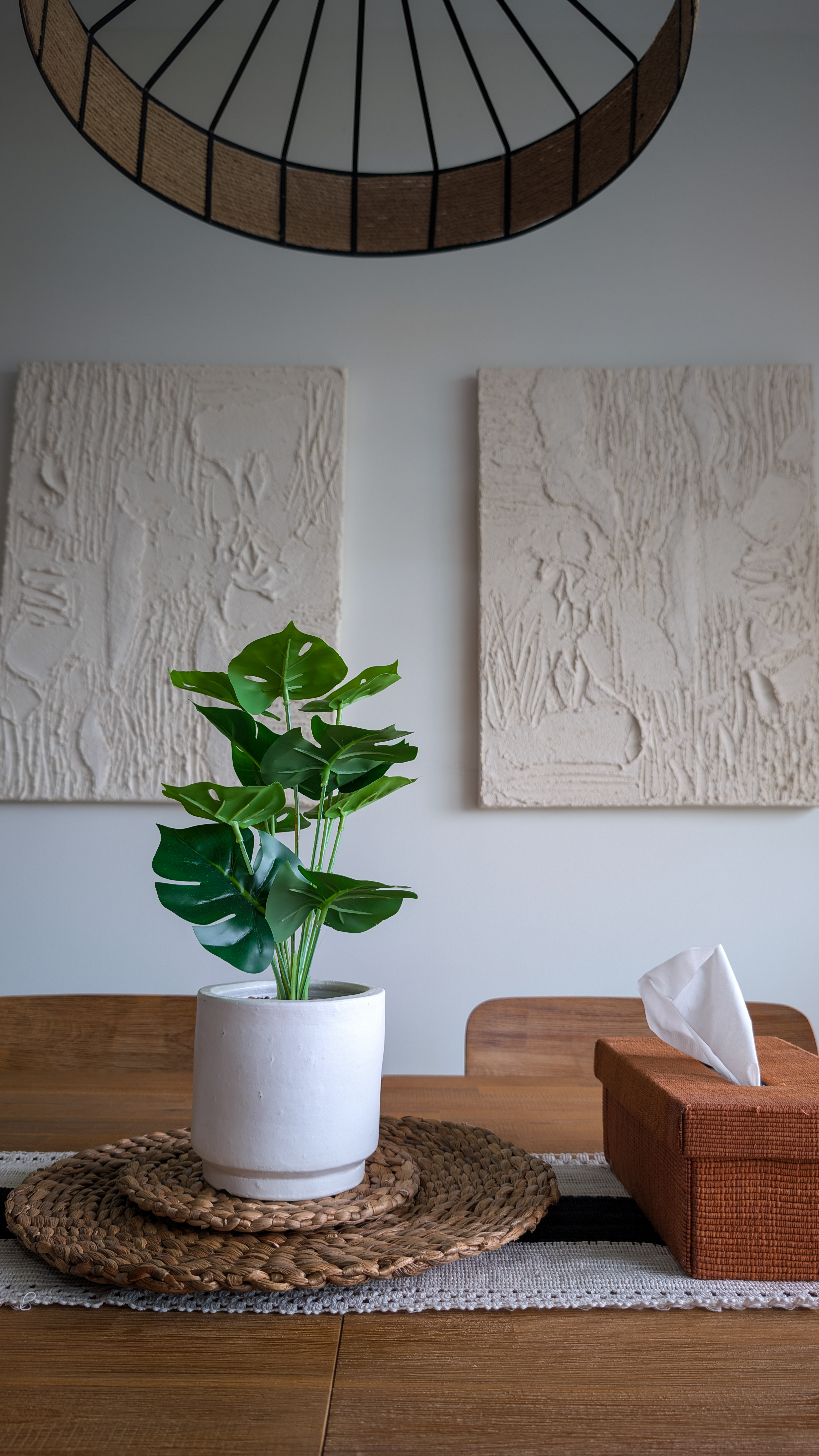Our dining room: Making it Mediterranean with organic textures