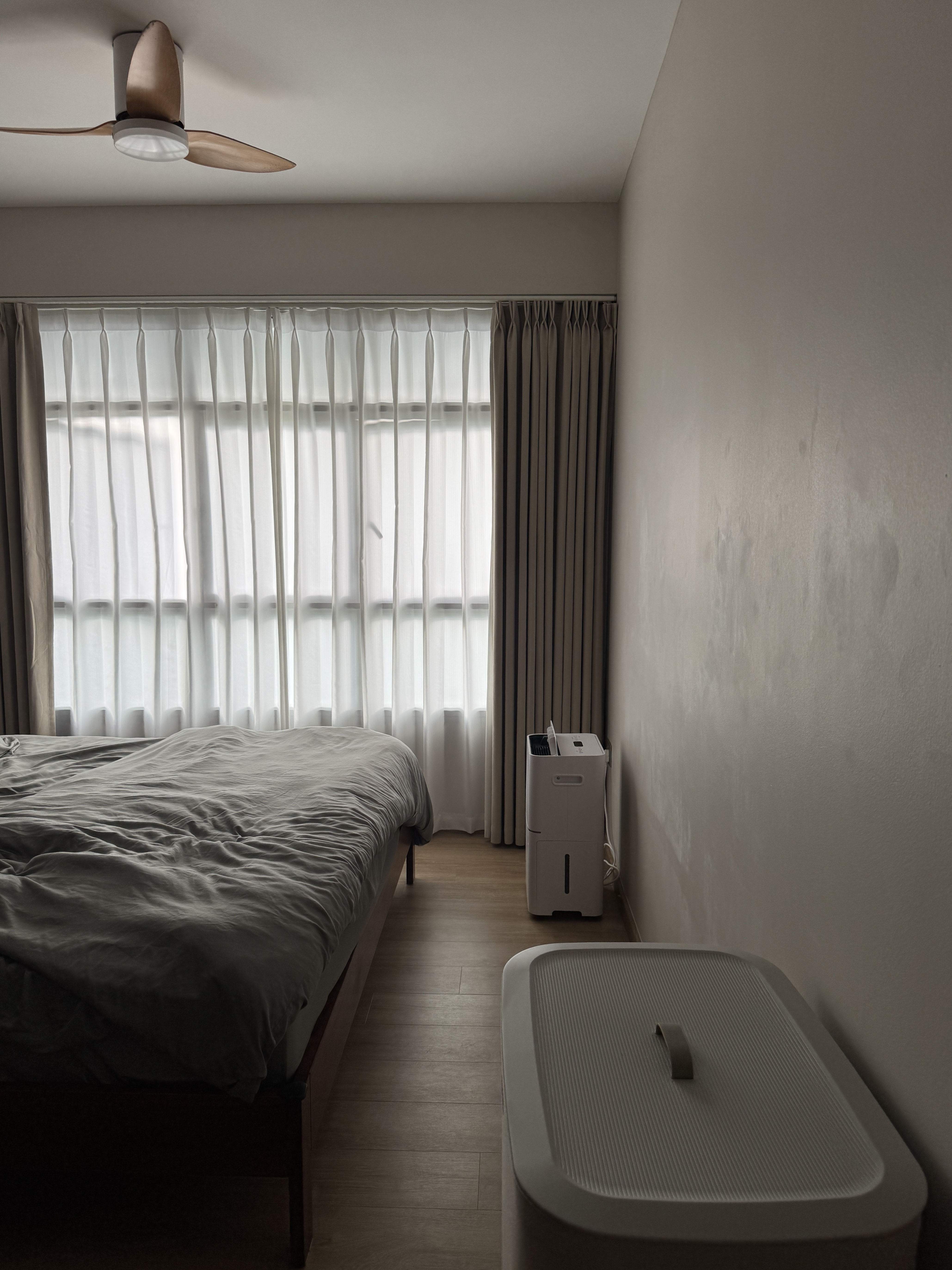 A Mid-Century Retreat: Touring Our Cosy Bedroom